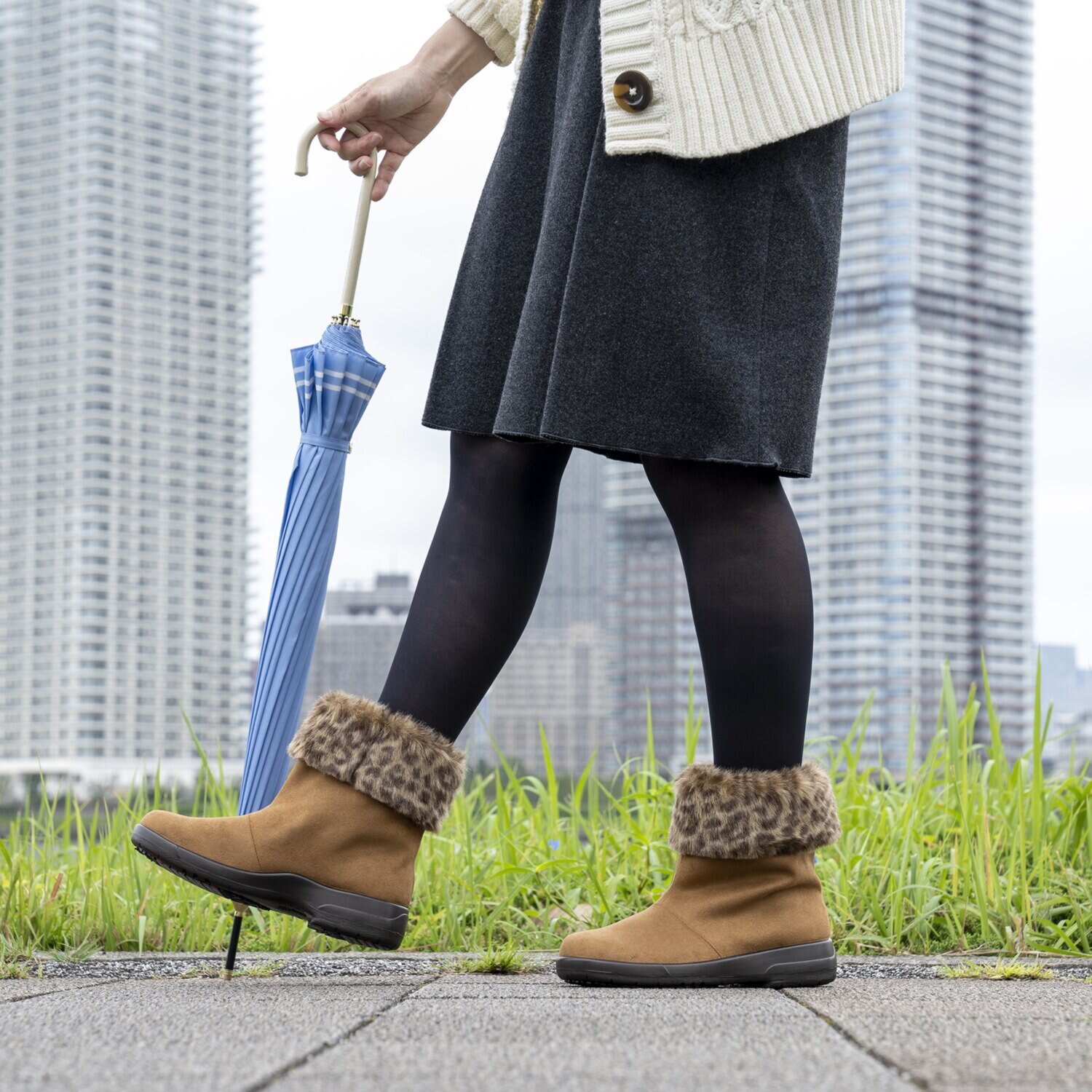 トップドライ スエード調 ファー付ショートブーツ