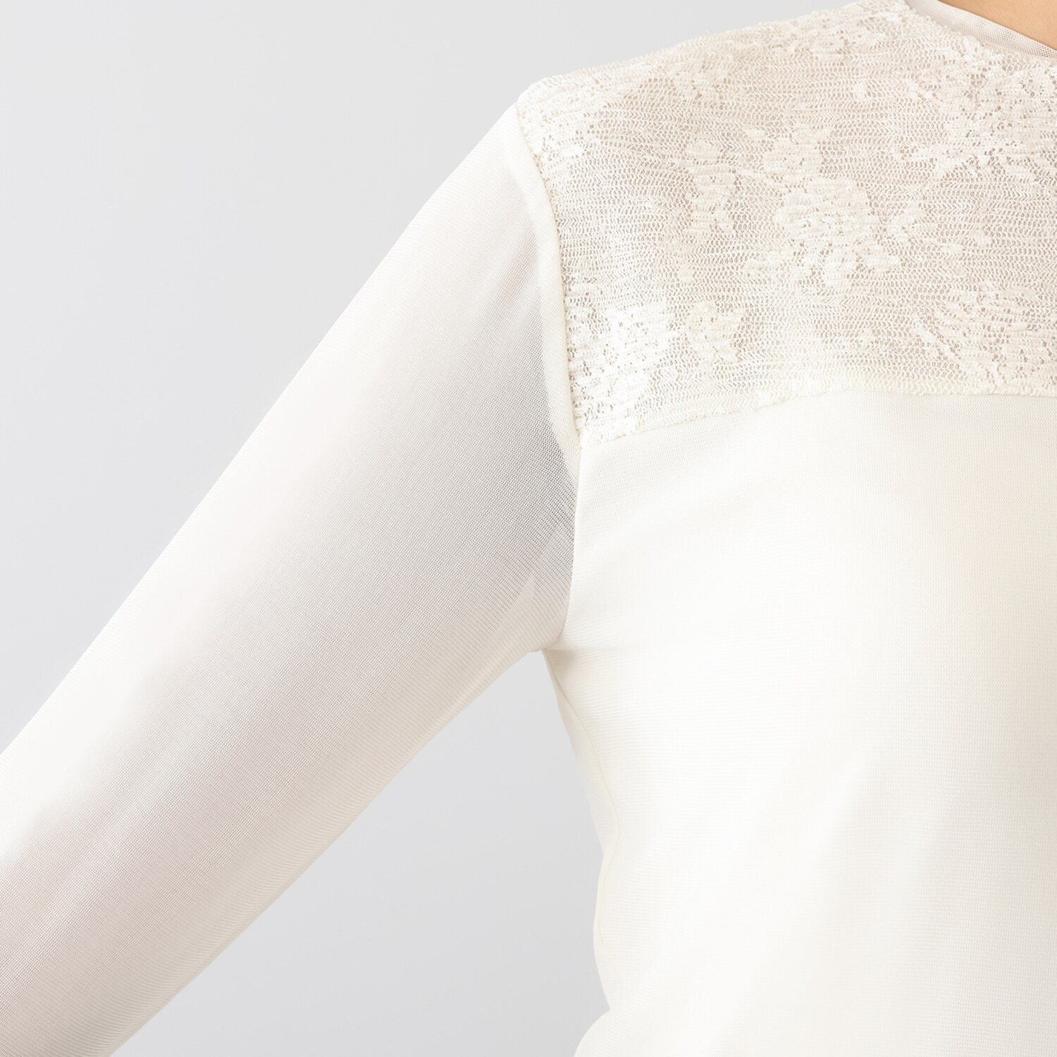 エアリーフェアリー スパンコールレース アクセント プルオーバー