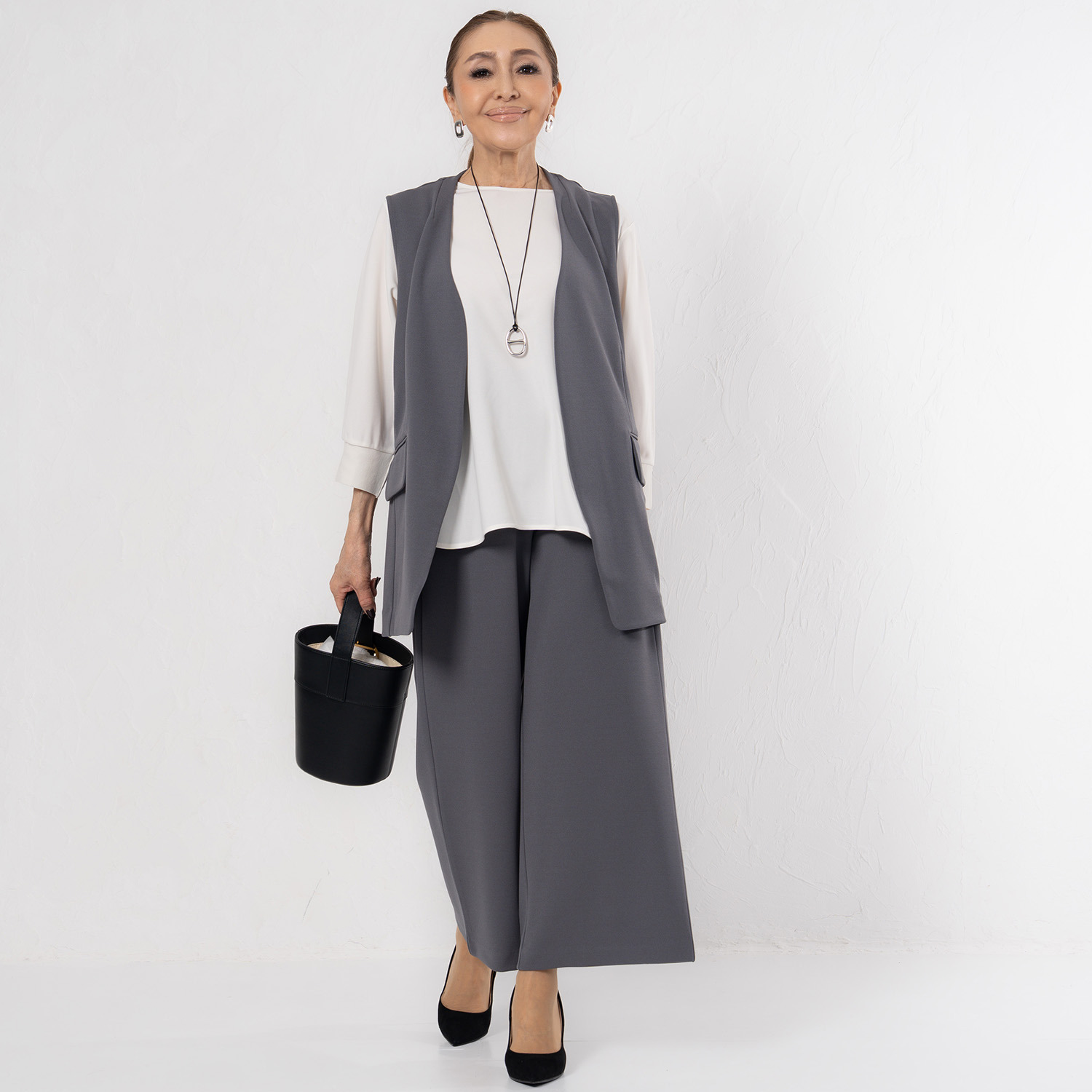 エアリーフェアリー オーバルライン メタルコードペンダント