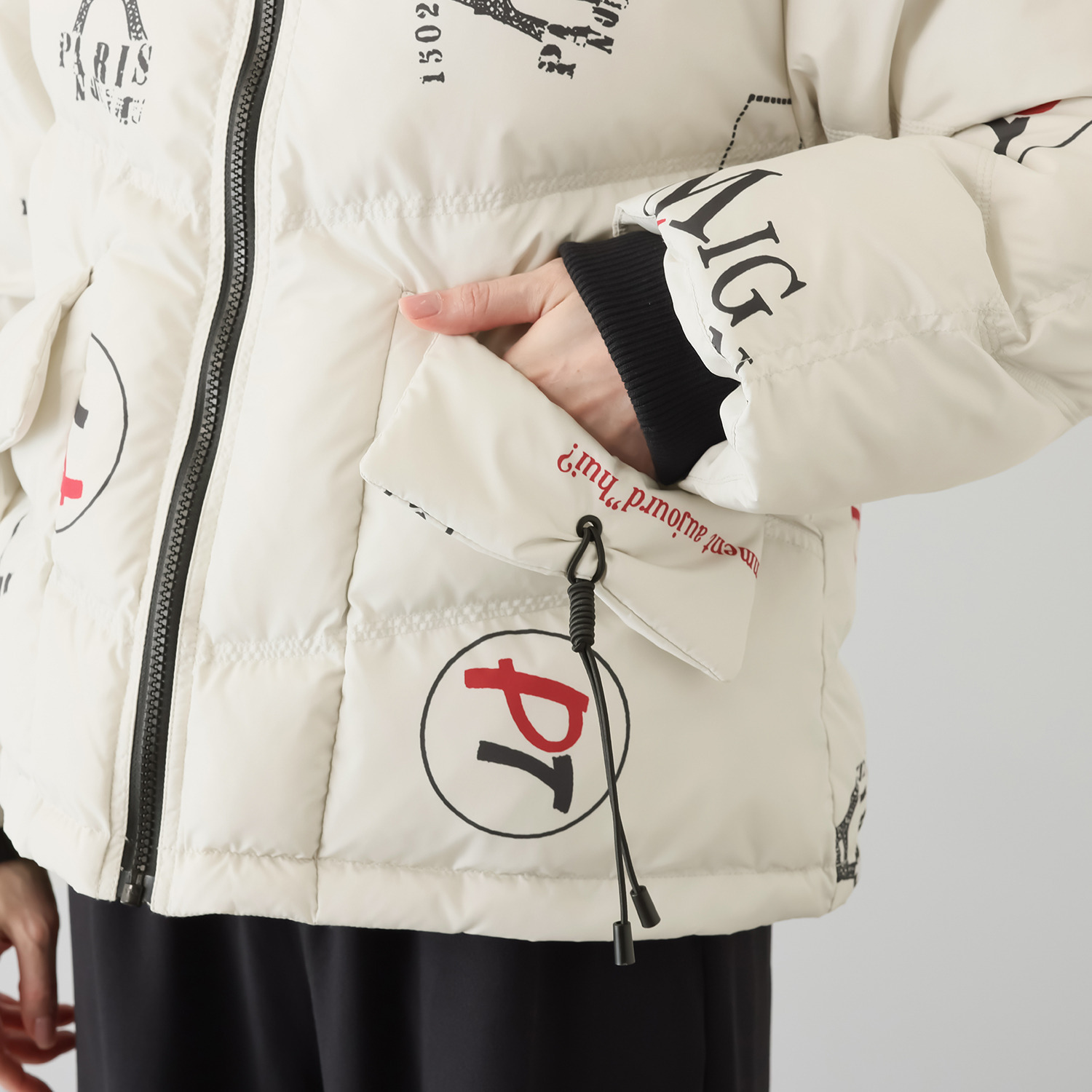 スタイル・ラヴィー ファイバーダウン ギャザー＆ ポケットタブアクセント スタンドカラー ジャケット