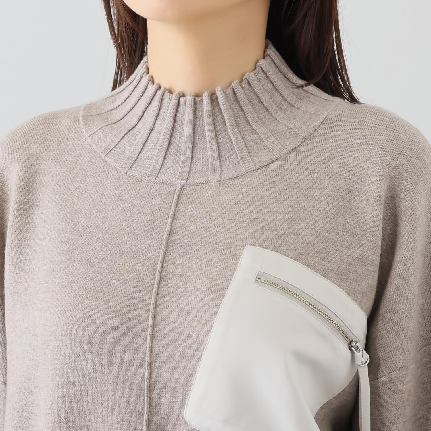 エイティーエイト ディグリー 胸ポケットアクセント ニットプルオーバー