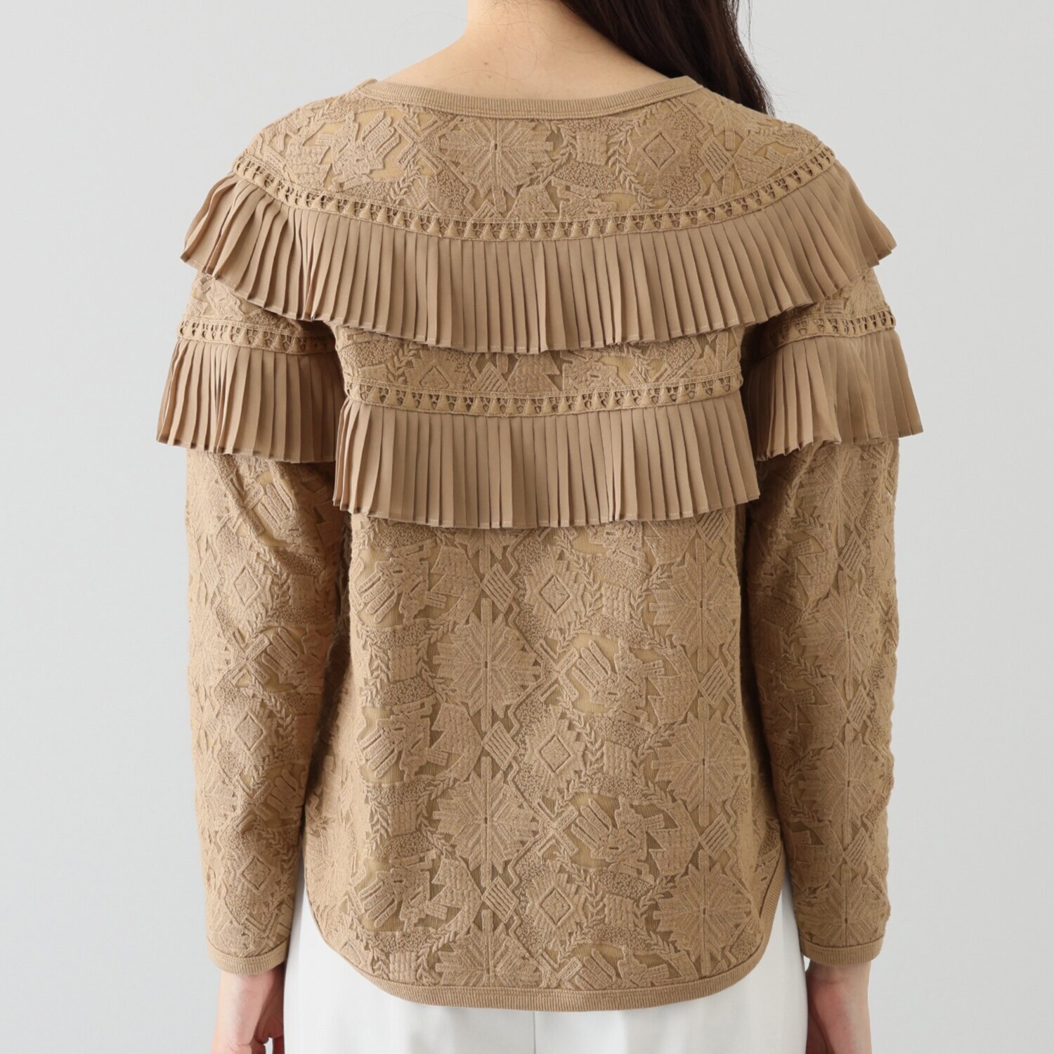 キョウコ　ヒガ シフォンプリーツ 刺しゅうチュール プルオーバー