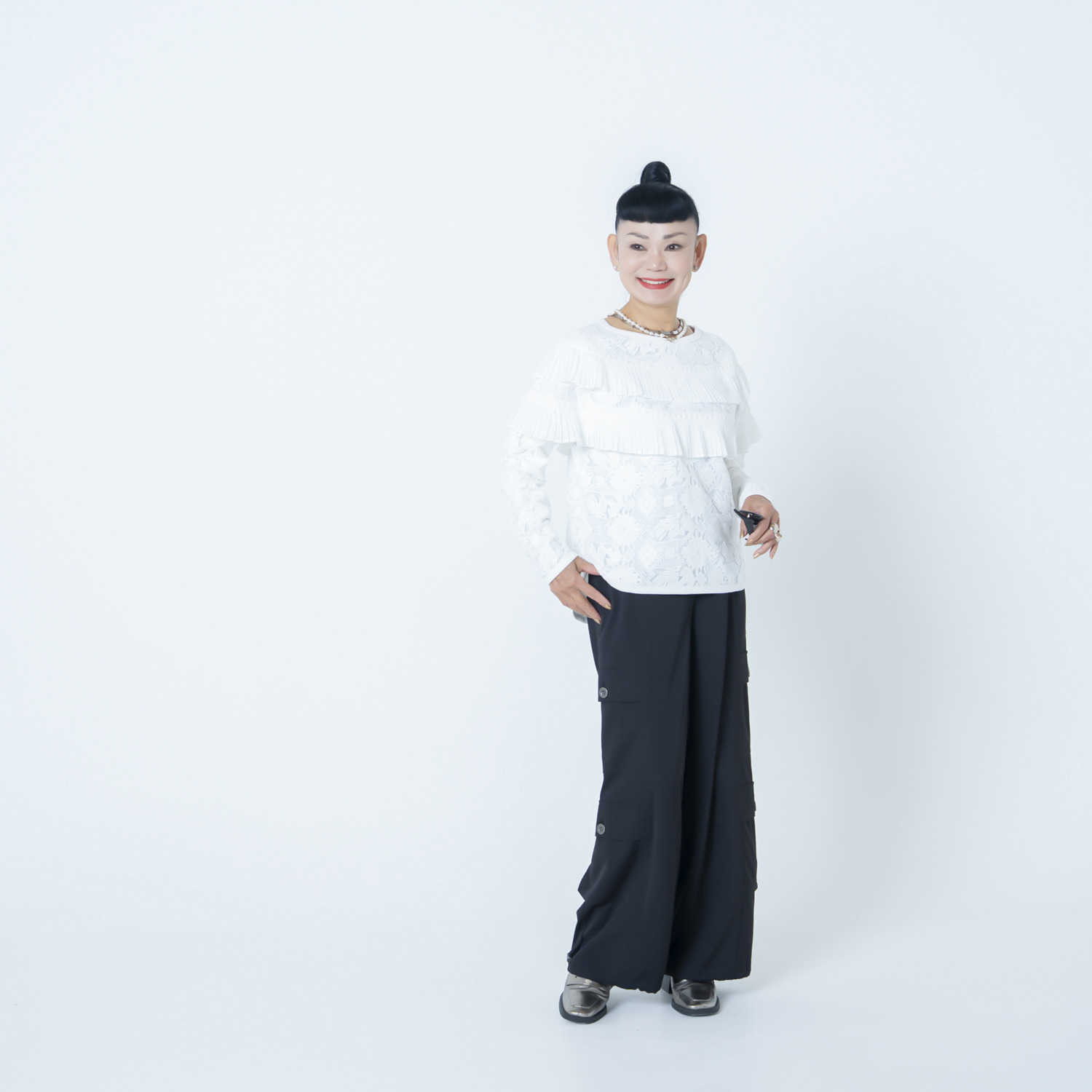 キョウコ　ヒガ シフォンプリーツ 刺しゅうチュール プルオーバー