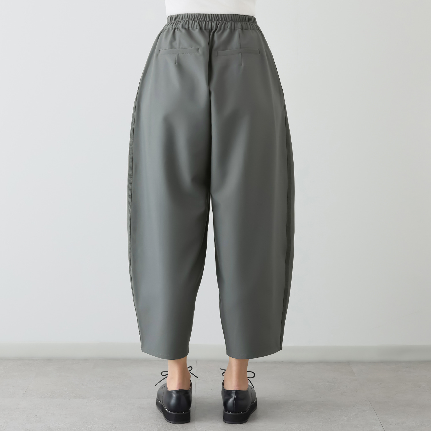 ヨウゾウカタブキ ポイントベルト タックセミワイドパンツ