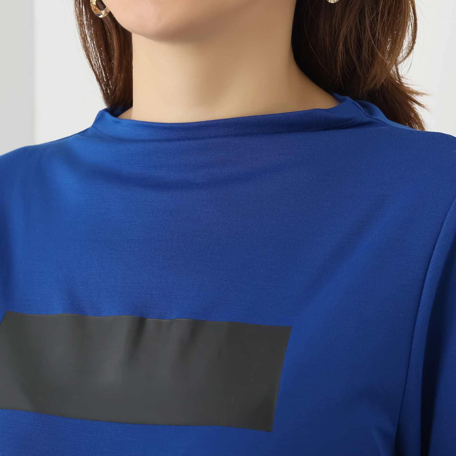 ヨウゾウカタブキ ラバープリント ボトルネックプルオーバー