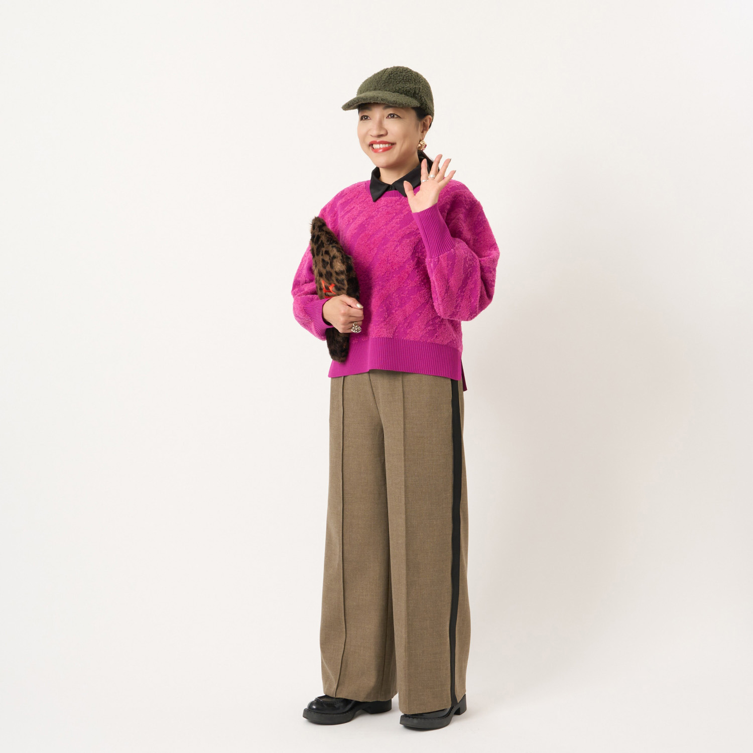 ミューリエ スポーティー×モード 今どきサイドライン トラックパンツ