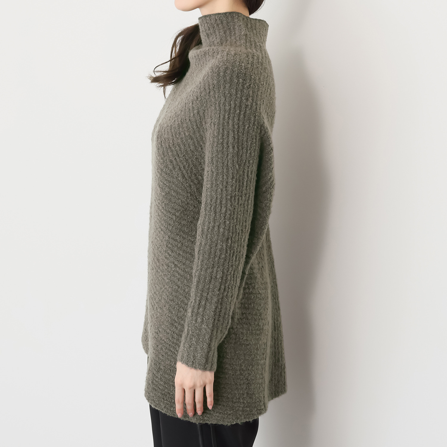 タマミ　ワタナベ コマンタレ ブークレニット プルオーバー