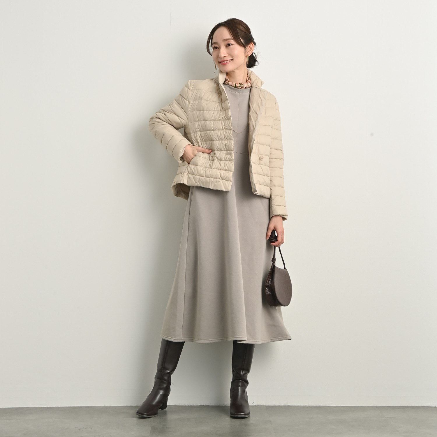 元町ゼラール 着回し抜群！ 高密度ナイロン 軽量ダウンジャケット