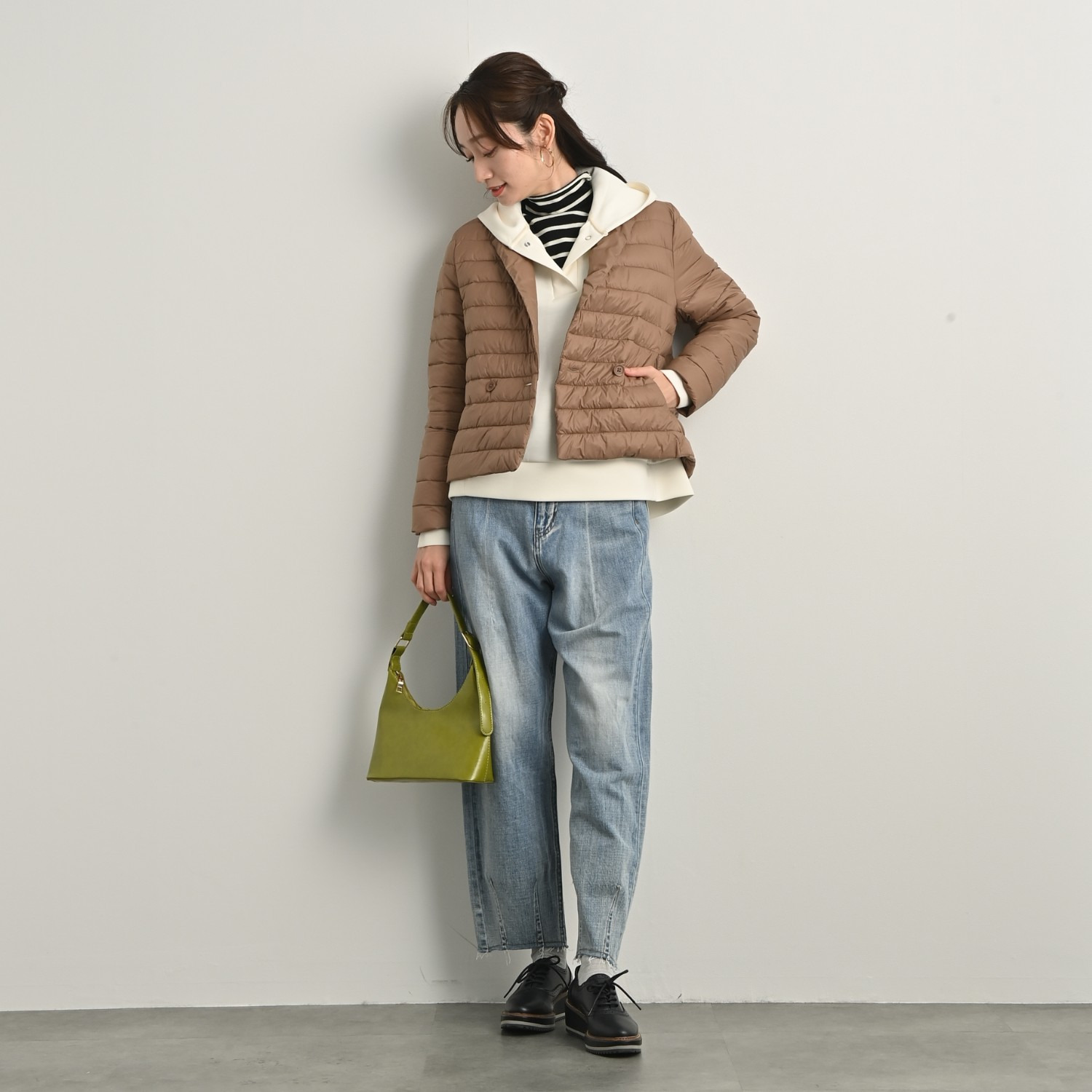 元町ゼラール 着回し抜群！ 高密度ナイロン 軽量ダウンジャケット