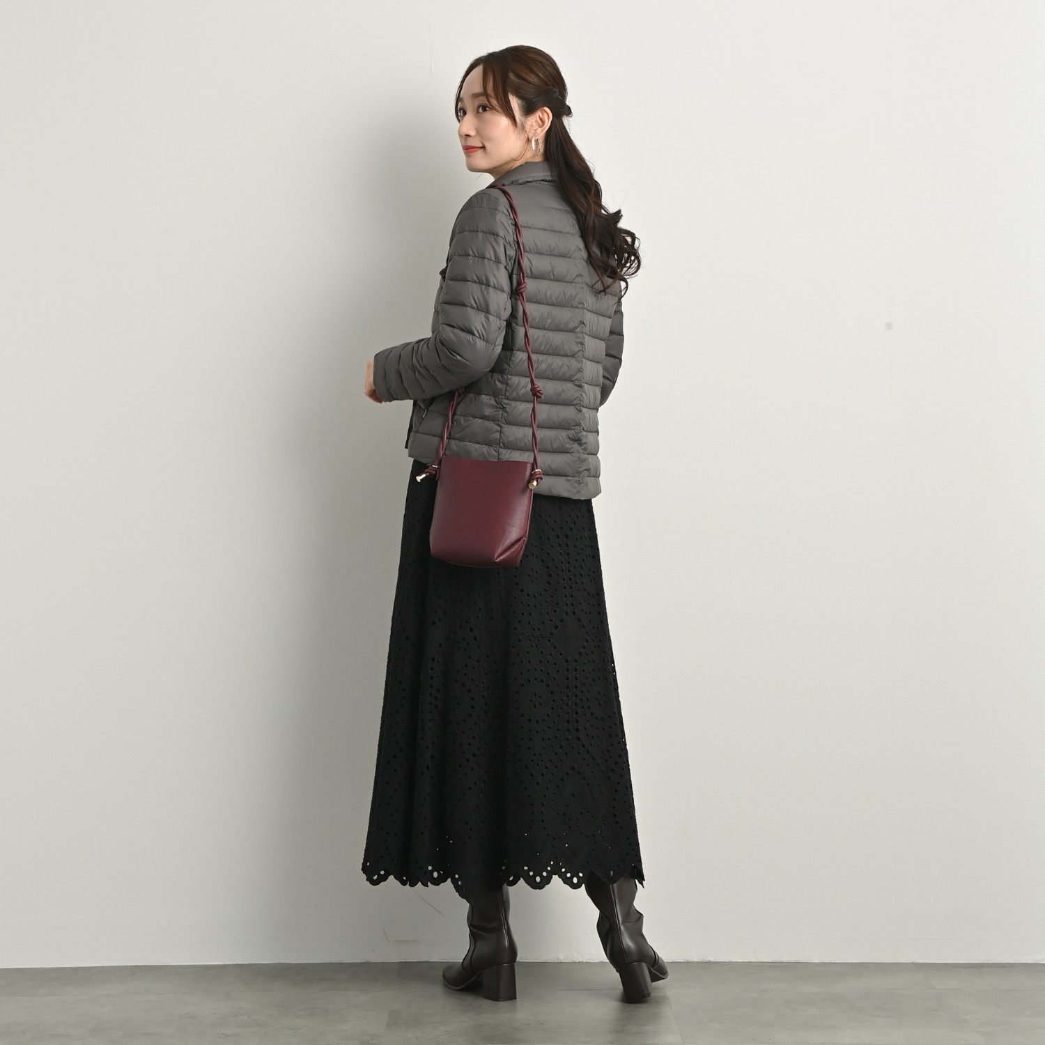 元町ゼラール 着回し抜群！ 高密度ナイロン 軽量ダウンジャケット