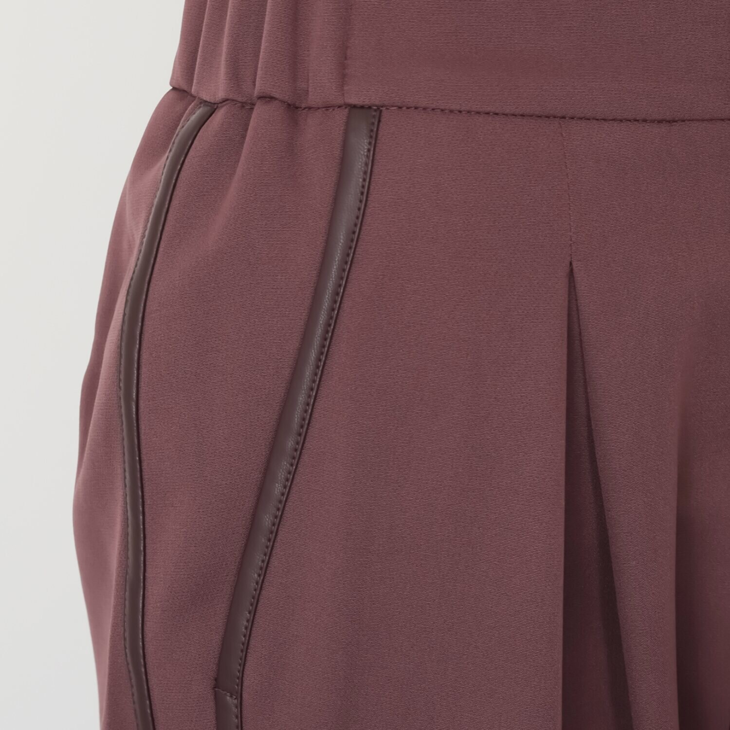 タマミ　ワタナベ シティジョッパーズパンツ