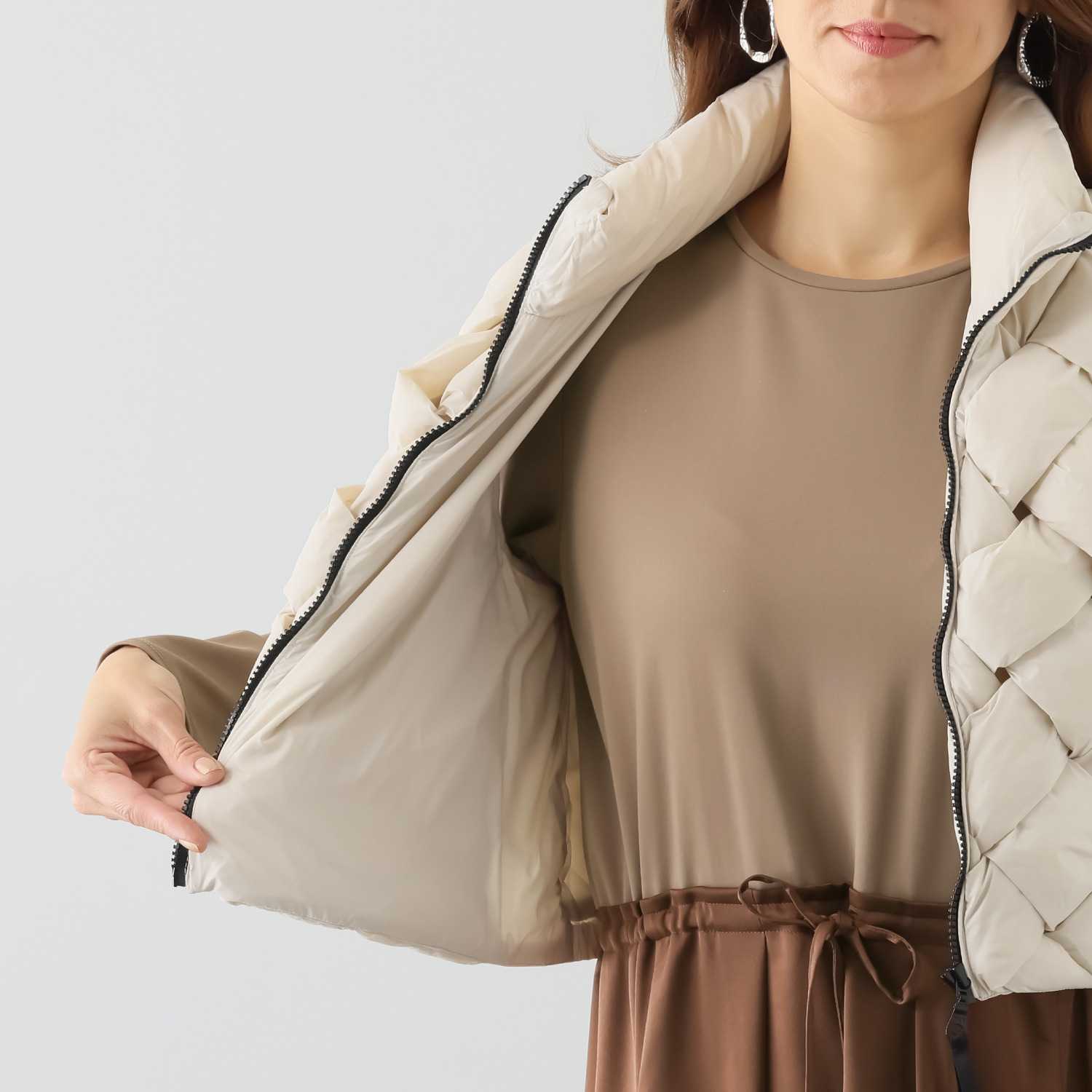 スタイル・ラヴィー 中綿入り 編み込み クロップトベスト