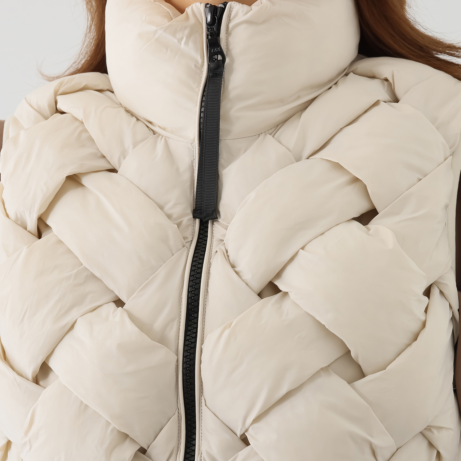 スタイル・ラヴィー 中綿入り 編み込み クロップトベスト