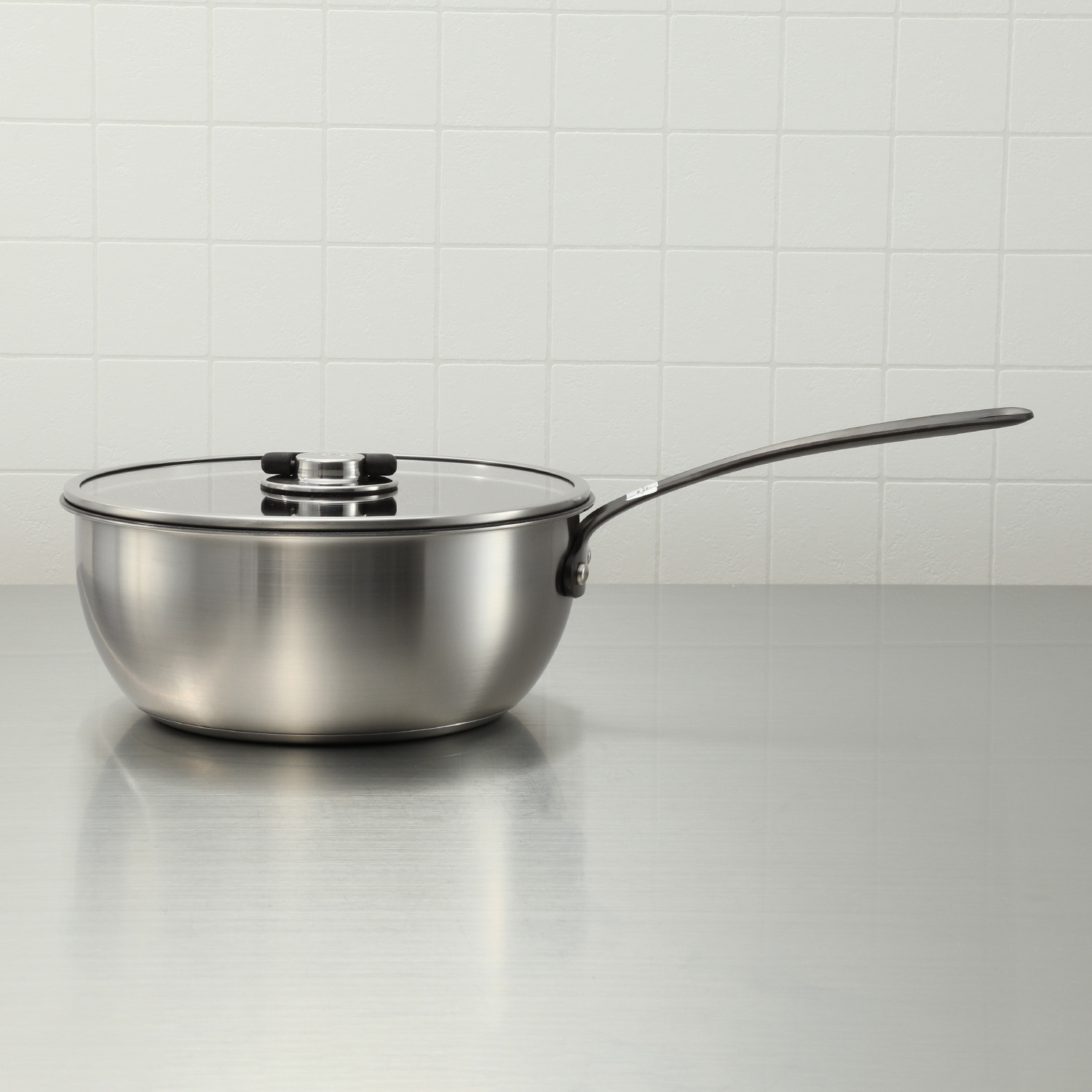 深い、深すぎる 色々なお鍋の いいとこどり！ 毎日の多彩な調理に使える マイヤー ディーペストパン ＜２２ｃｍ＞