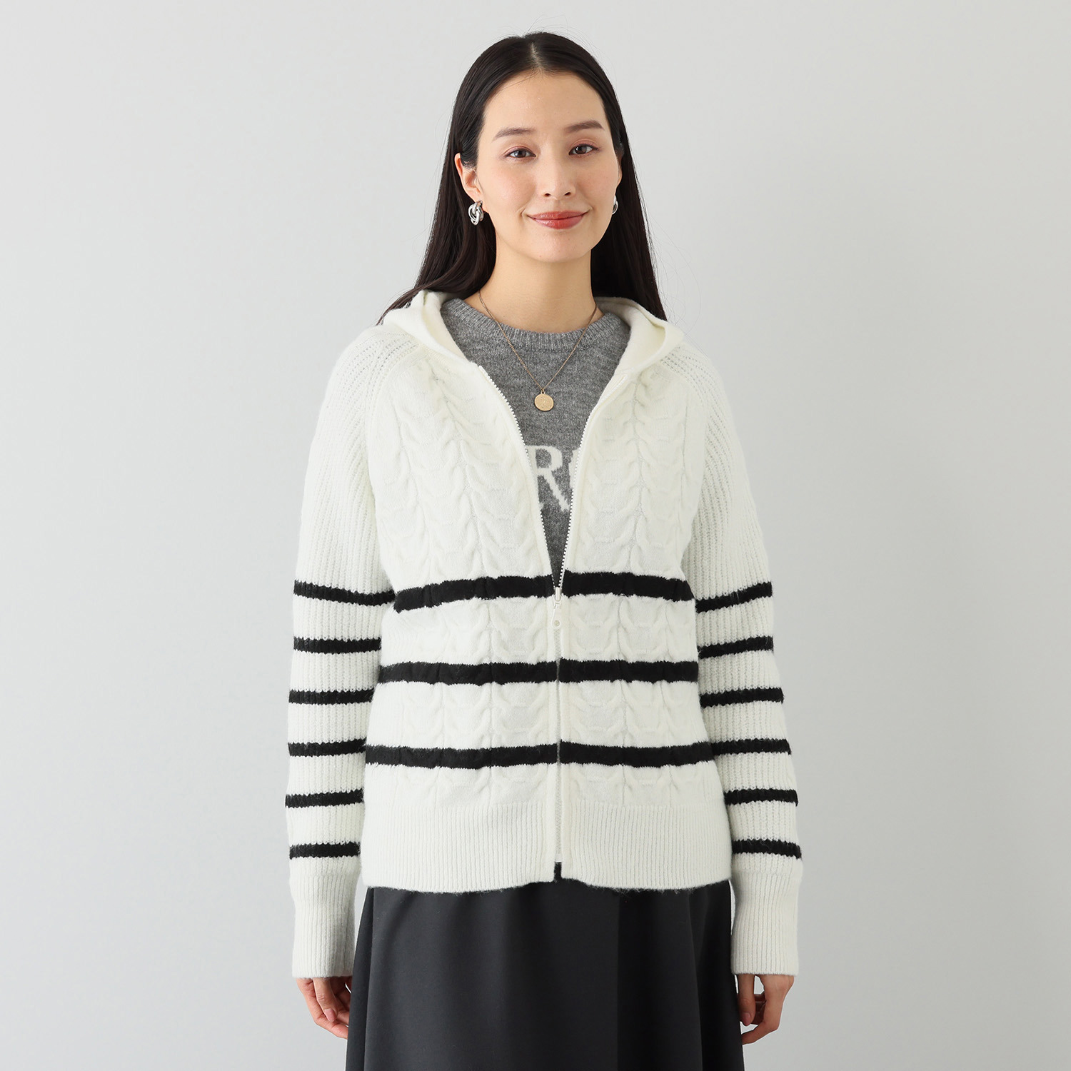 エムズ　スタイル ケーブル編アクセント ジップアップデザイン ニットパーカーブルゾン