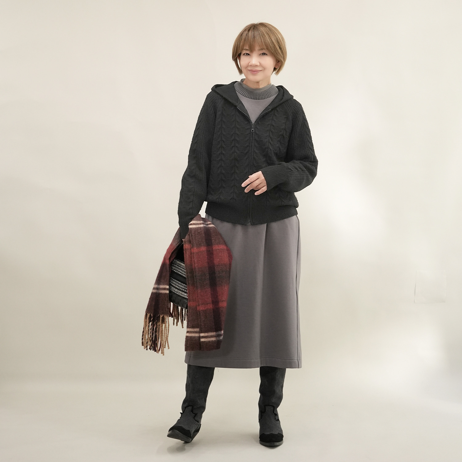 エムズ　スタイル ケーブル編アクセント ジップアップデザイン ニットパーカーブルゾン