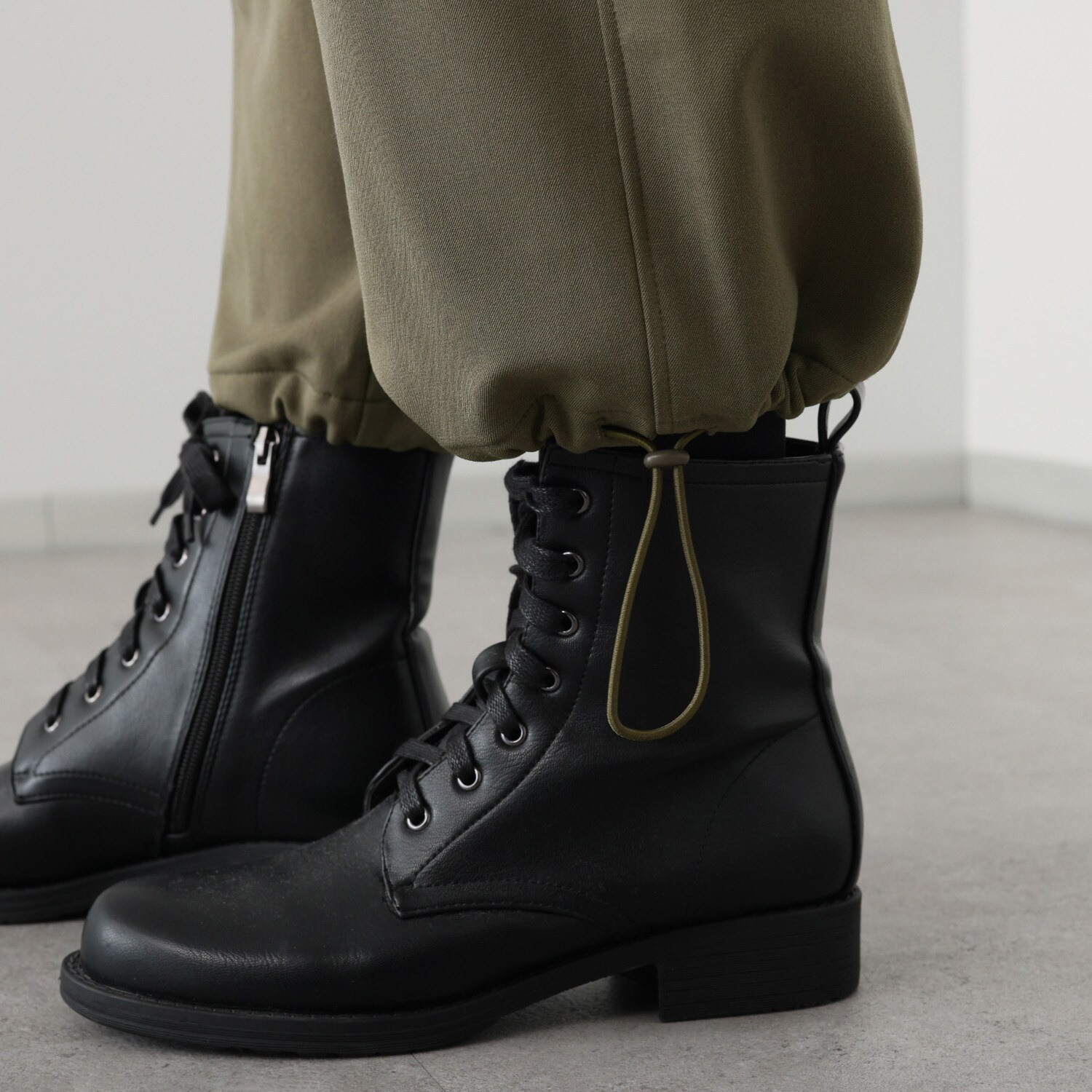 エムズ　スタイル 裏起毛ツイル バックシームアクセント 裾ドロストデザイン ベイカーセミワイドパンツ ＜股下６２ｃｍ＞