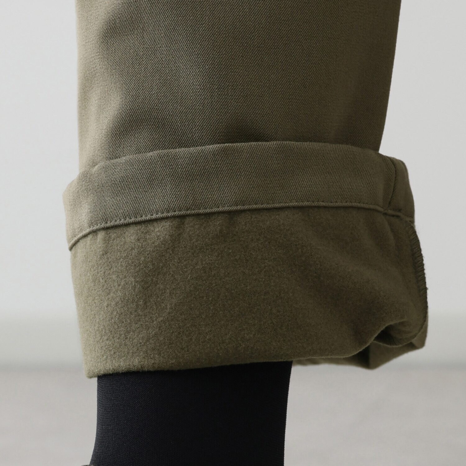 エムズ　スタイル 裏起毛ツイル バックシームアクセント 裾ドロストデザイン ベイカーセミワイドパンツ ＜股下６２ｃｍ＞