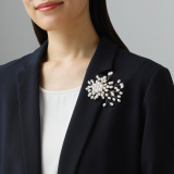 パールビジュウブーケ マグネットブローチ