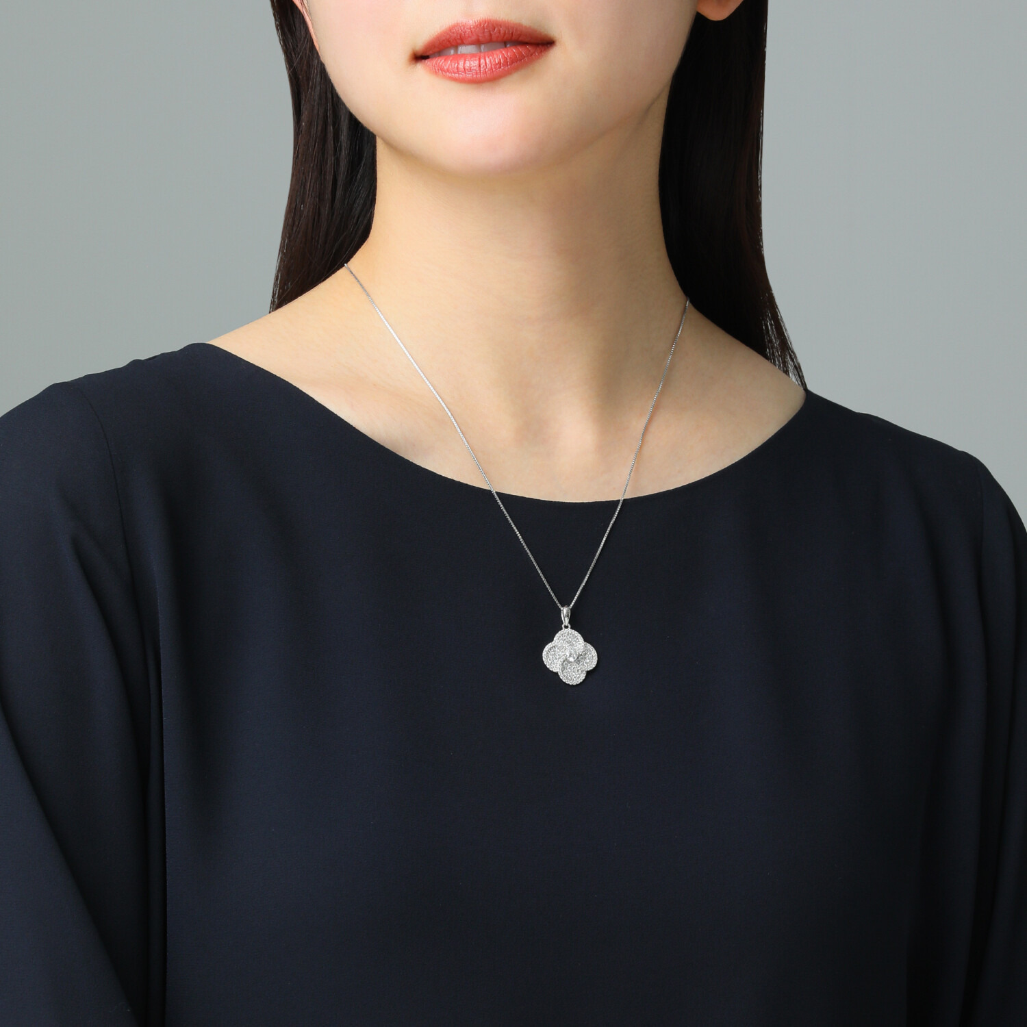 ブリランテステッラ シルバー ＣＺ リュクスクローバー パヴェペンダントトップ