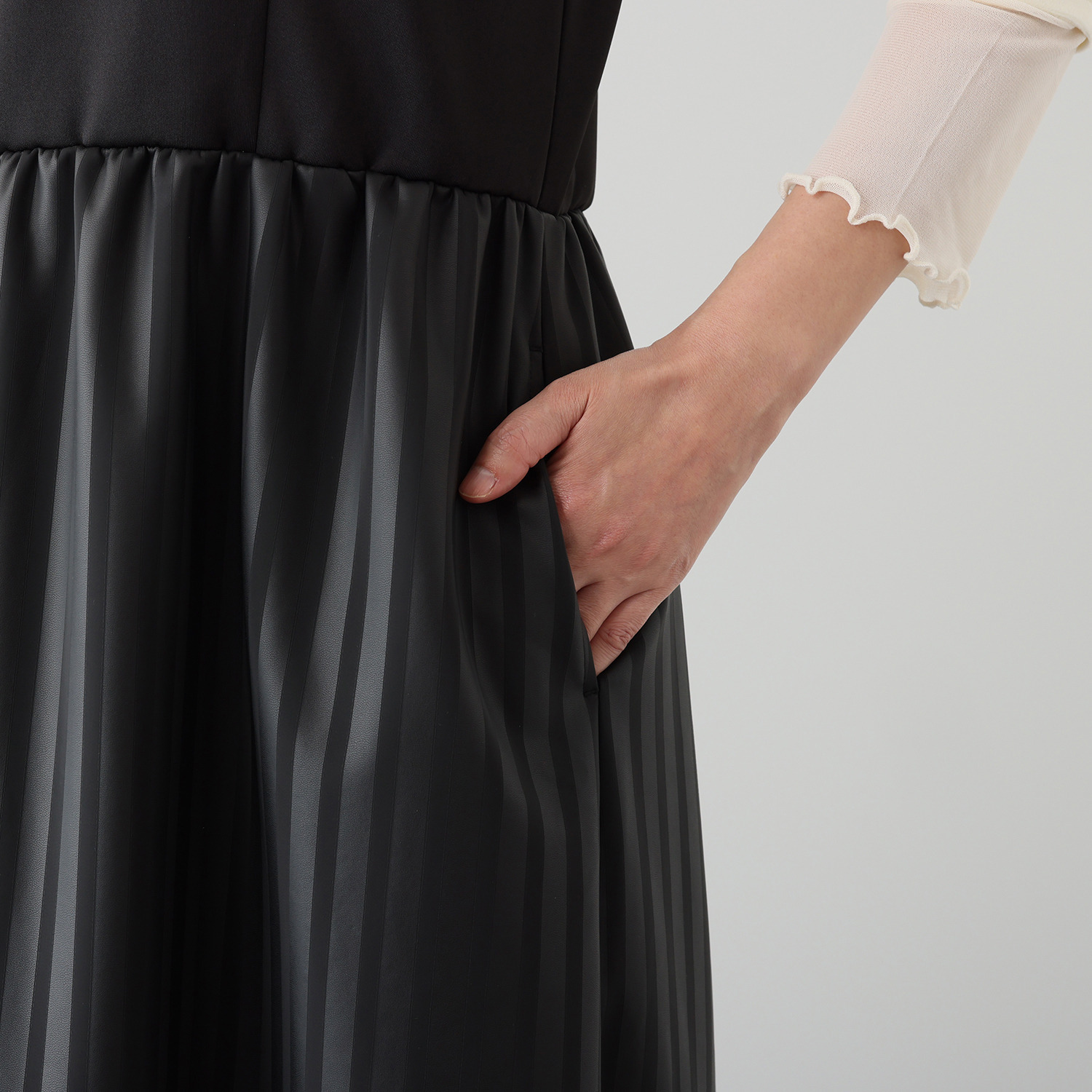 マチュート ひとクセ効いた 欲張り ジャンパースカート