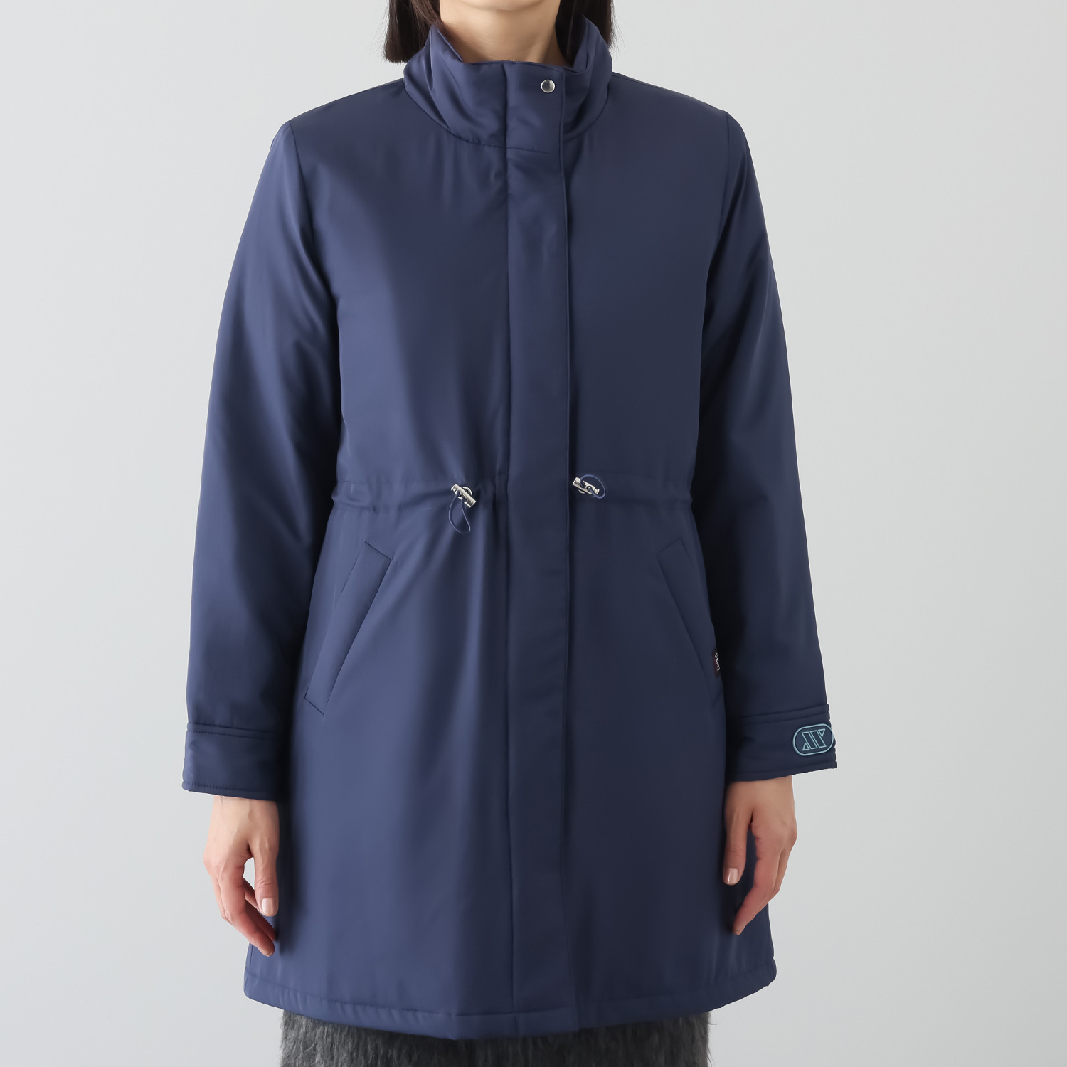 イクシーズ 裏地バイカラー 大人映え 華やぎコート