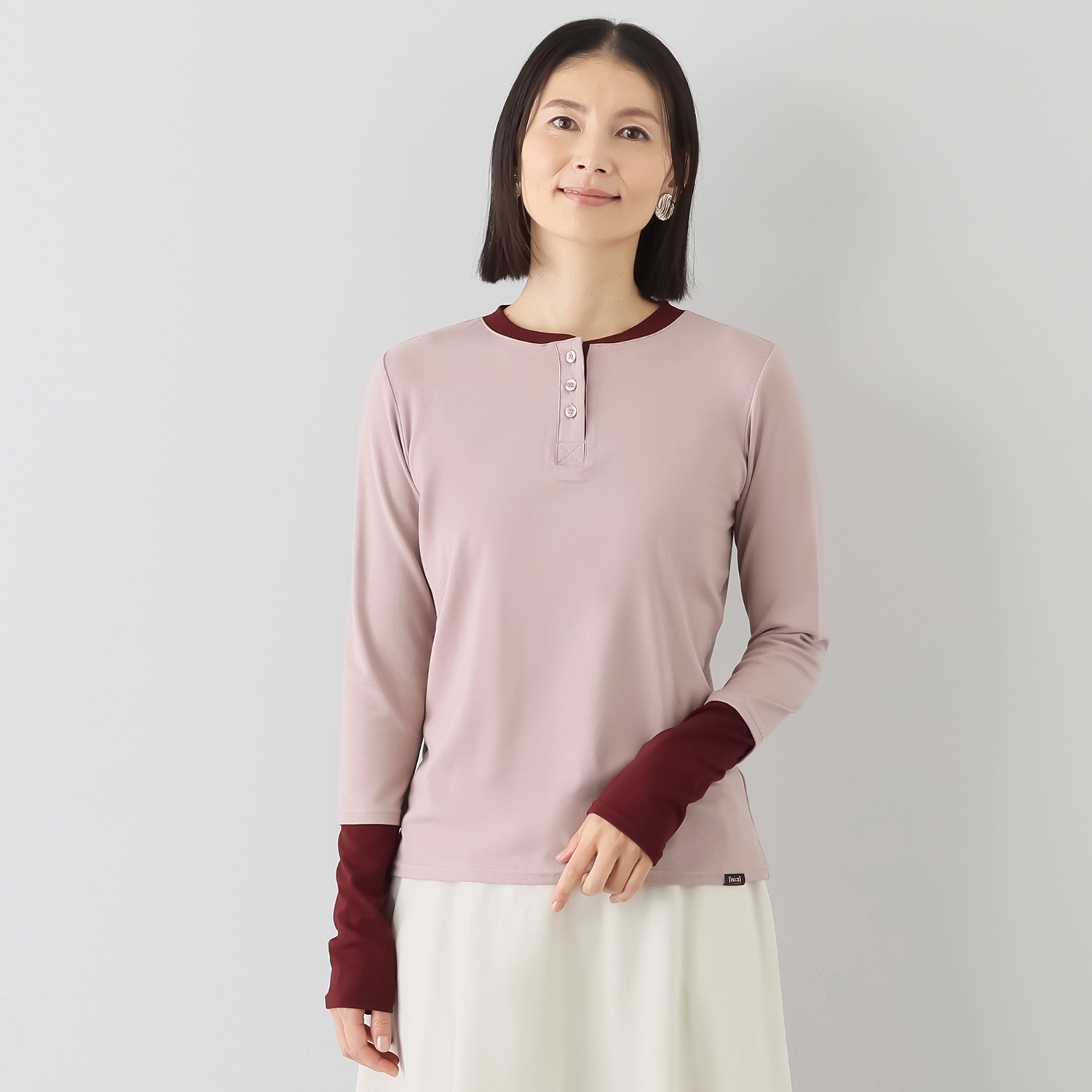 イクシーズ アクセントカラー プルオーバー