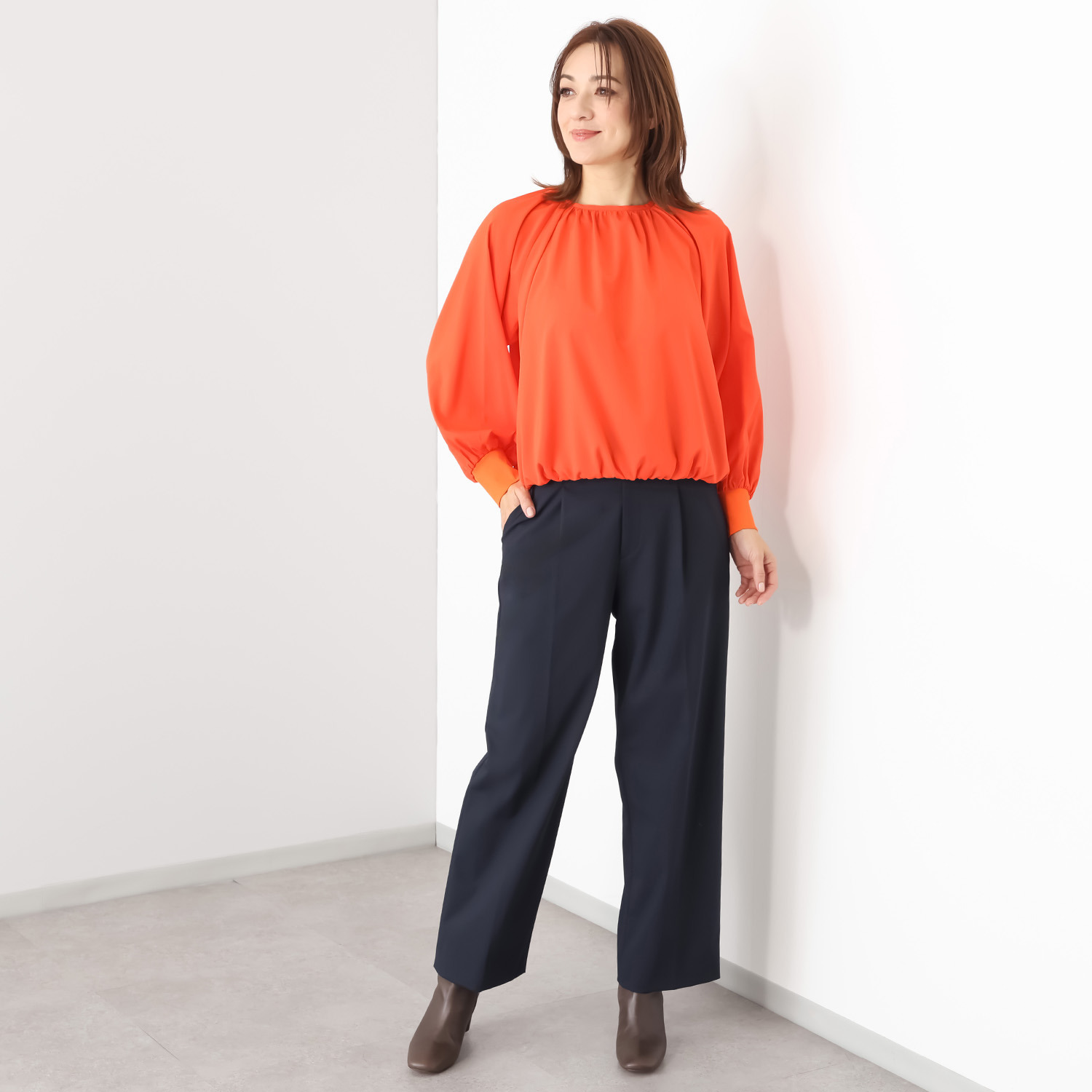 メリオン 贅沢なギャザーが リラックス＆エレガント ふわっと軽やかな プルオーバーブラウス