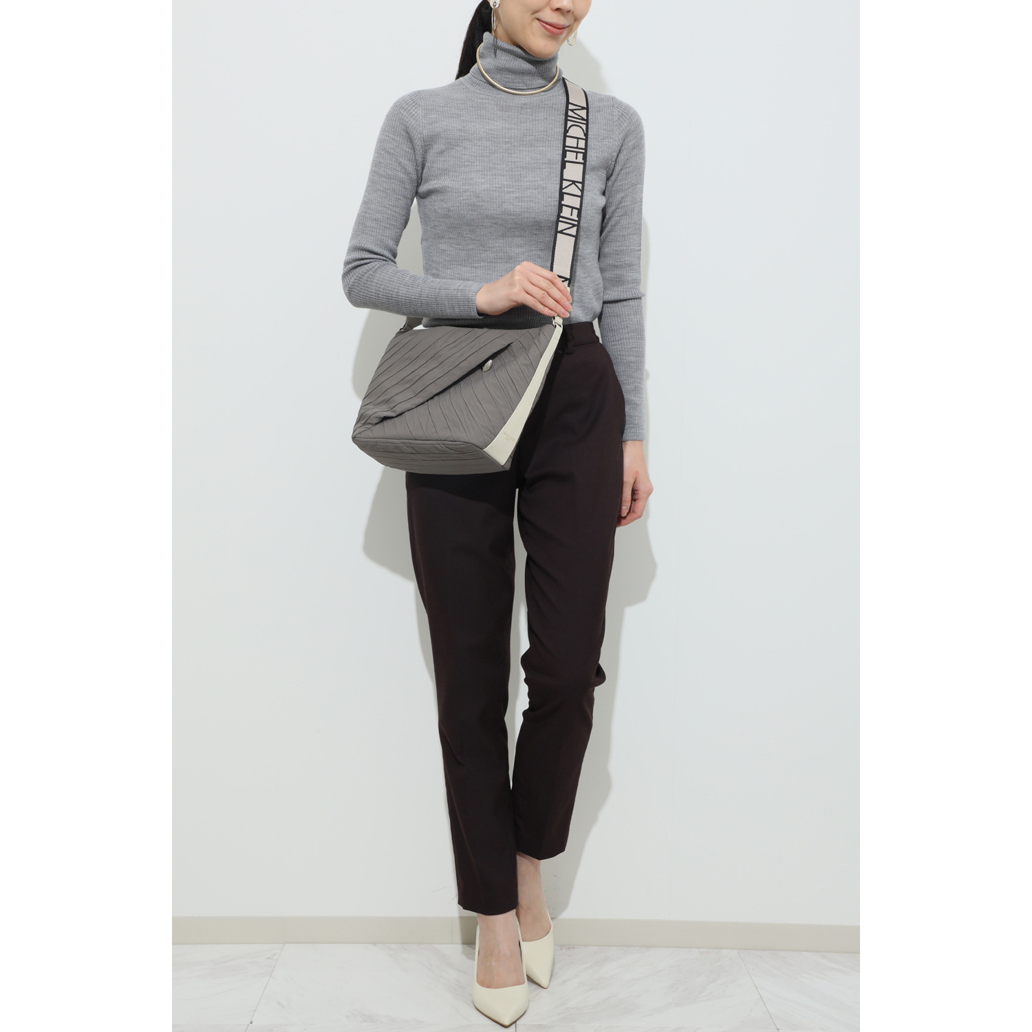 ミッシェル　クラン はっ水・軽量 シワプリーツ ショルダーバッグ