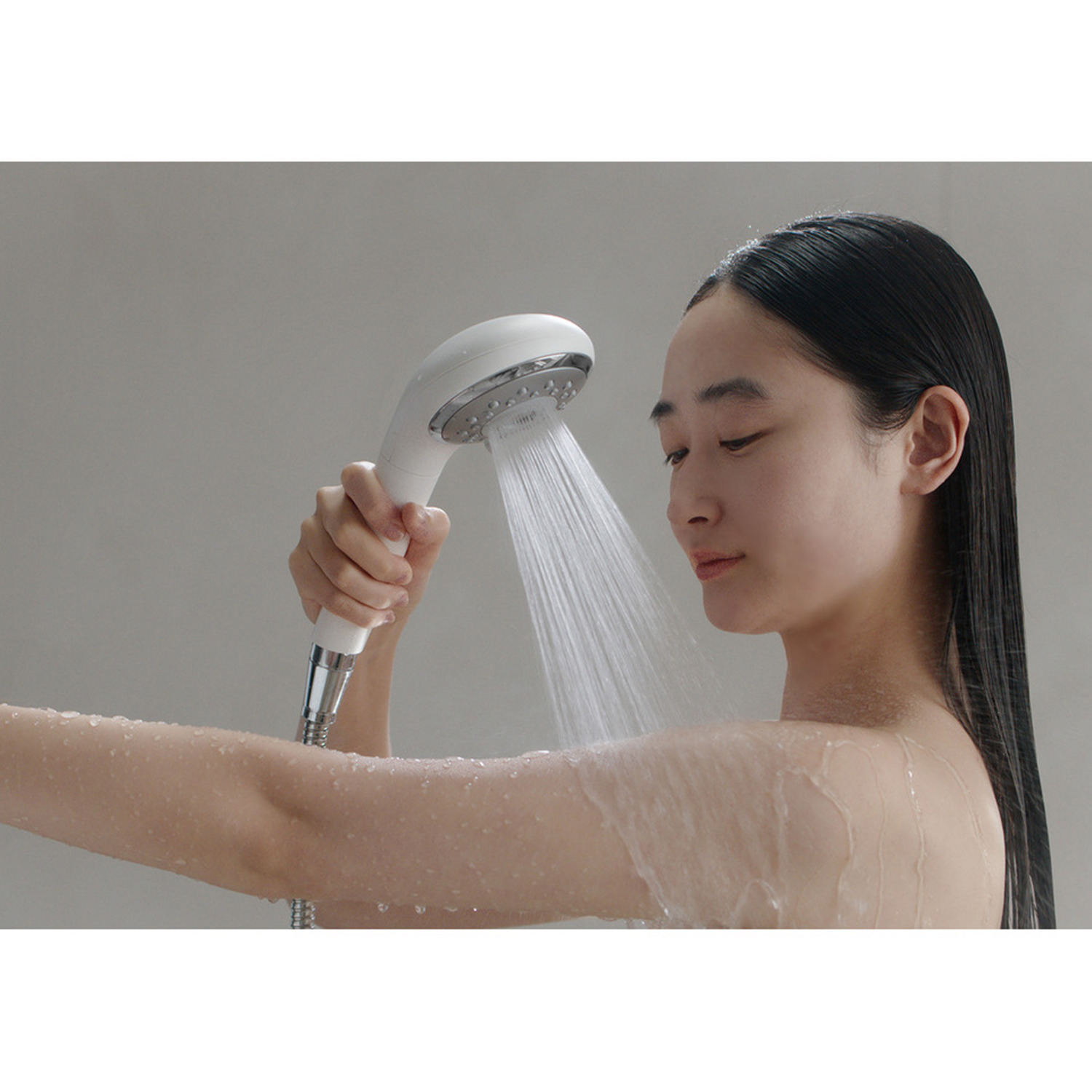 パナソニック ５つのモード搭載で ヘアケア、美肌ケア！ ファインバブル シャワーヘッド ファインベール ＥＨ−ＳＨ５０