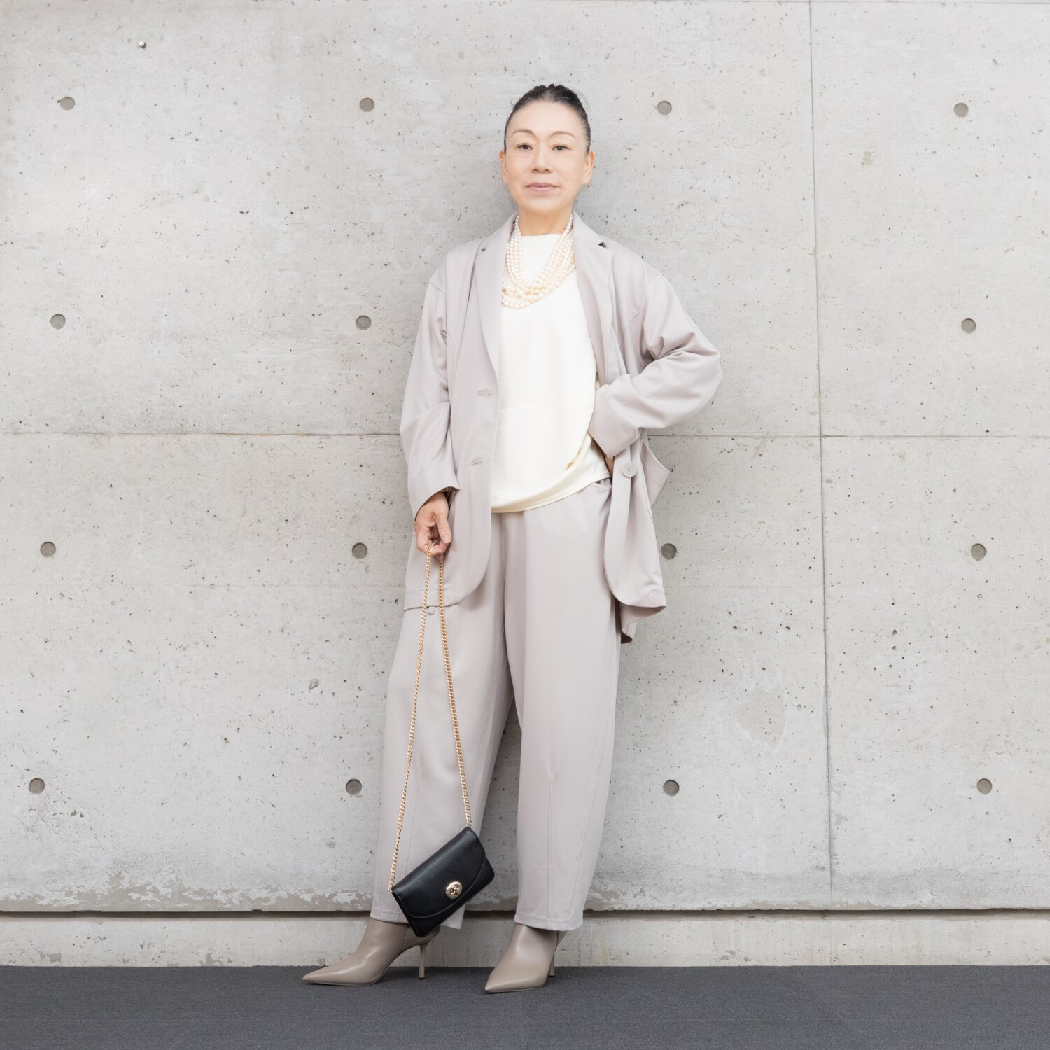 ヒロコ　デシネール なめらかスムースで作る ソフトシルエット バレルパンツ