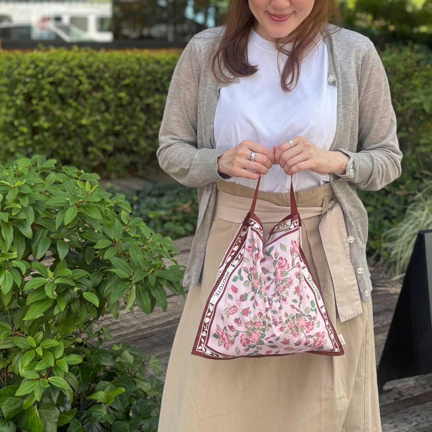 ルートート ルートートタブローミニ まるでスカーフのような トートバッグ