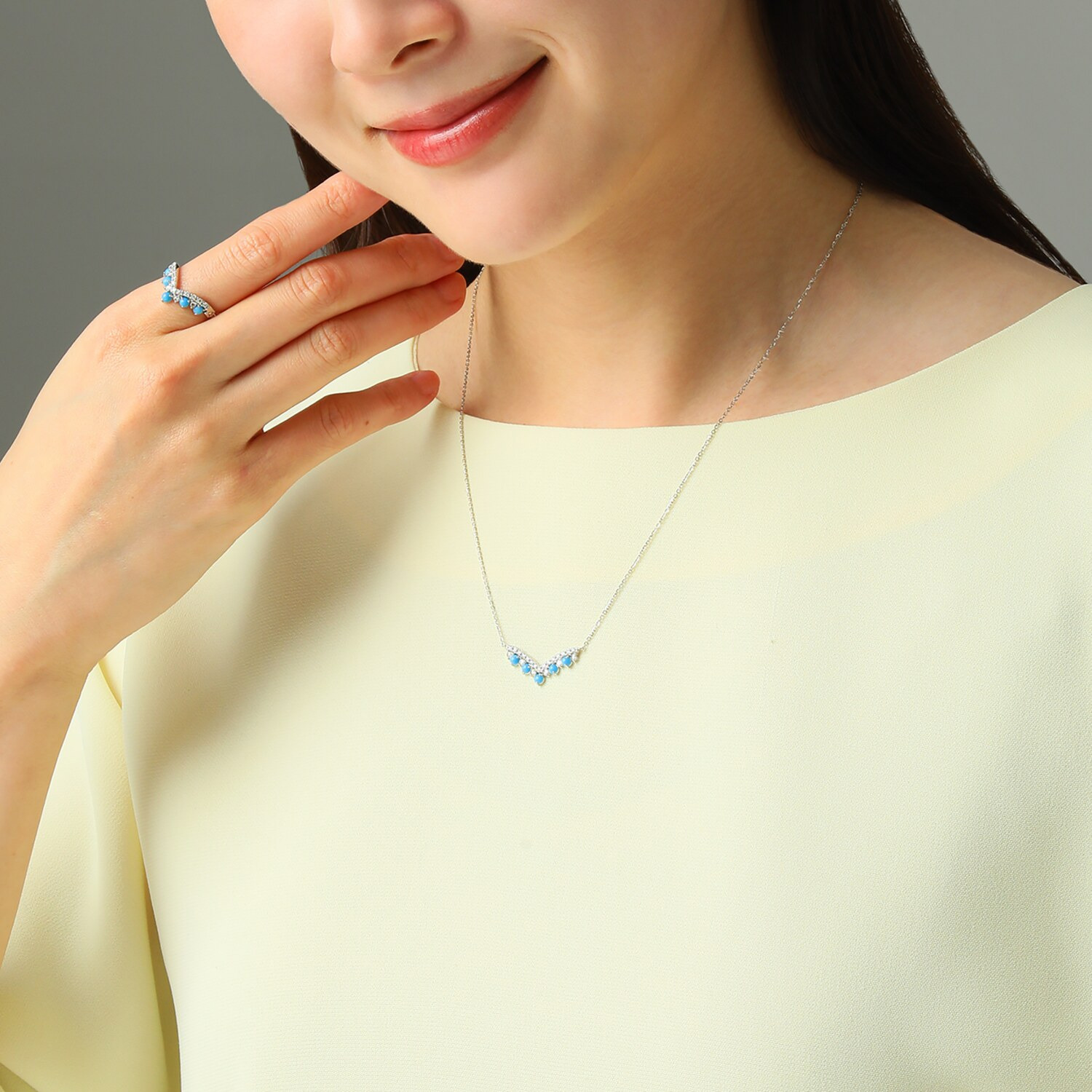 スリーピングビューティー バイ　ディーラリエ プラチナ９５０ ターコイズ＆ダイヤモンド ティアラデザイン ネックレス