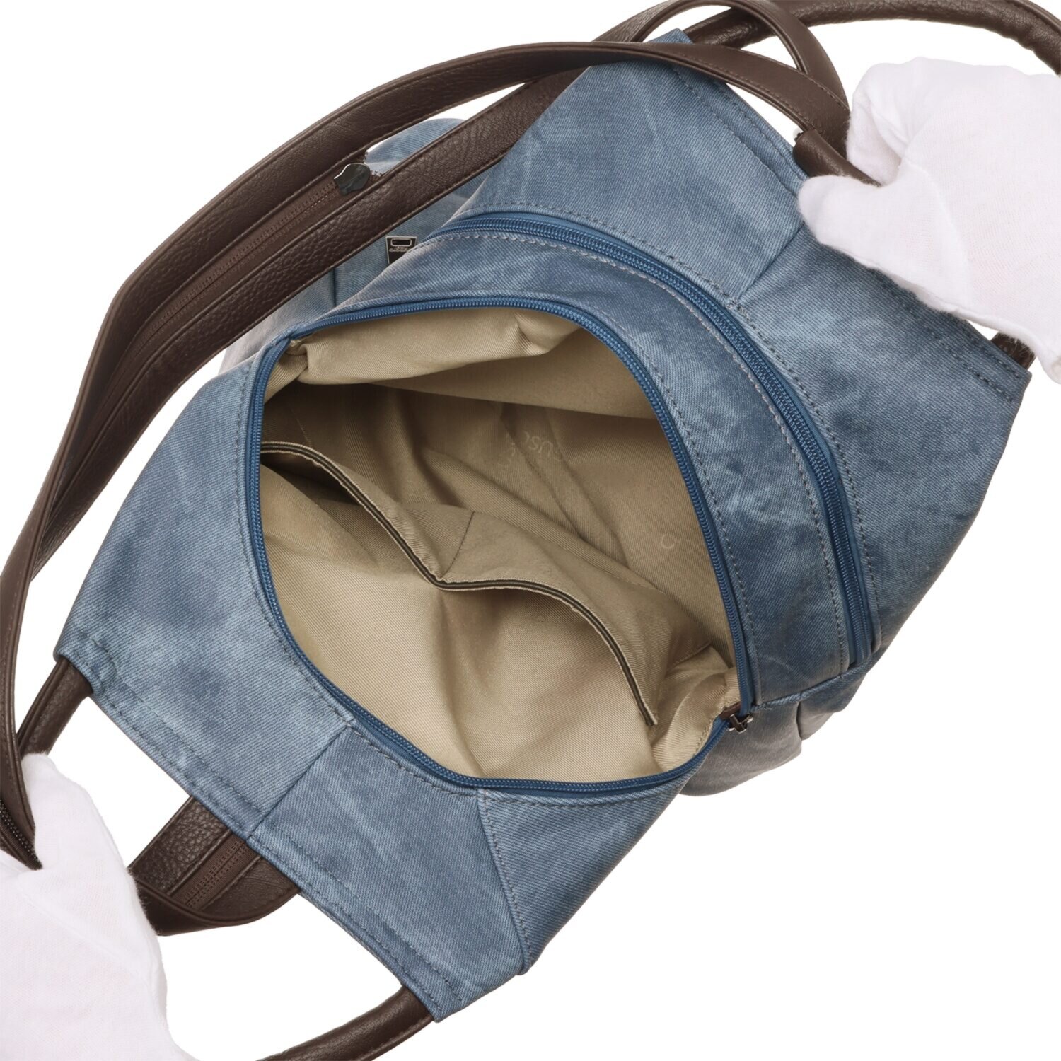 グッシオイタリー はっ水 こだわり素材 ６ポケット ３ウェイリュック ＜ショルダーバッグ、 　カードケース付＞