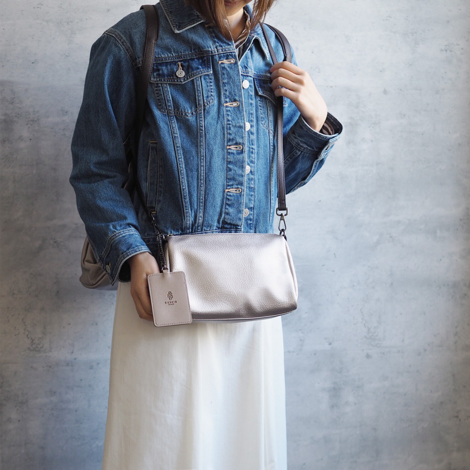 グッシオイタリー はっ水 こだわり素材 ６ポケット ３ウェイリュック ＜ショルダーバッグ、 　カードケース付＞