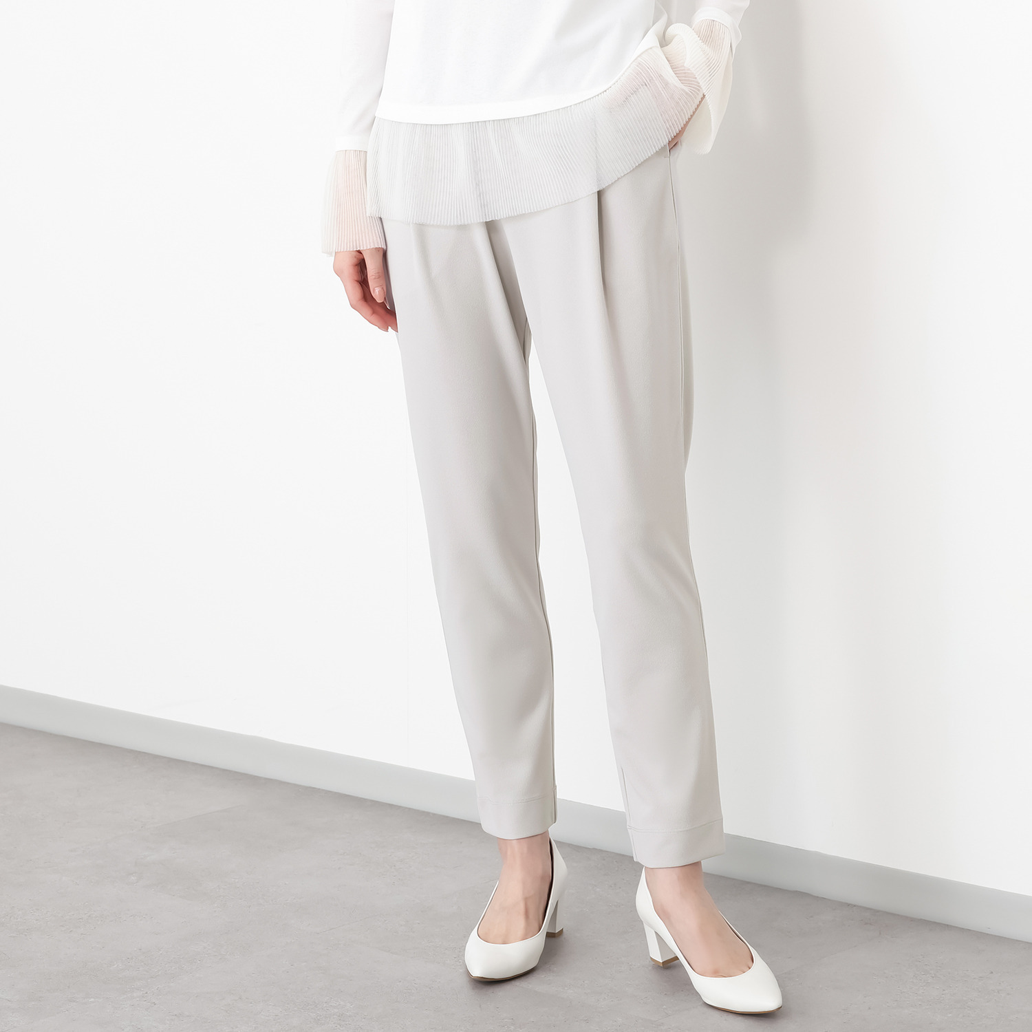 フーア ストレッチジョーゼット テーパードパンツ