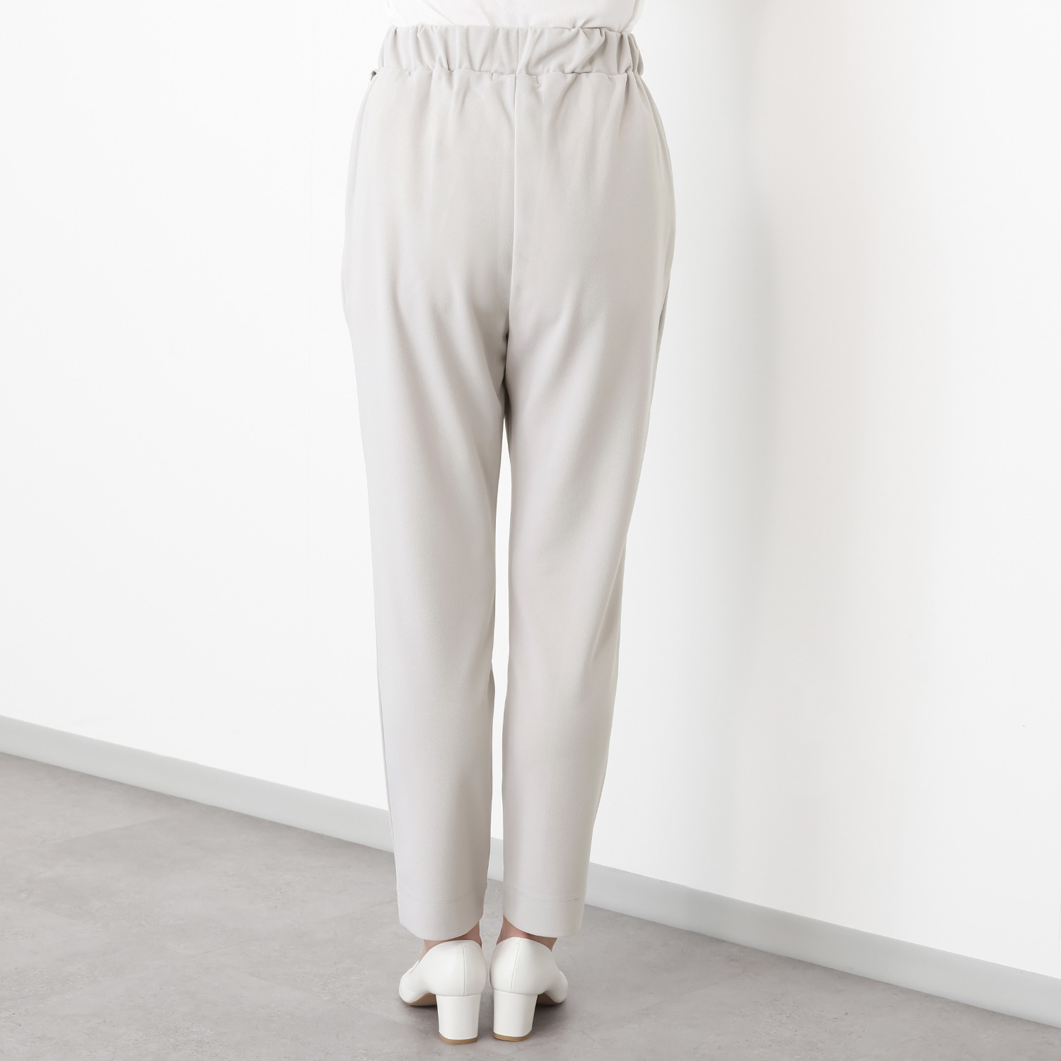 フーア ストレッチジョーゼット テーパードパンツ