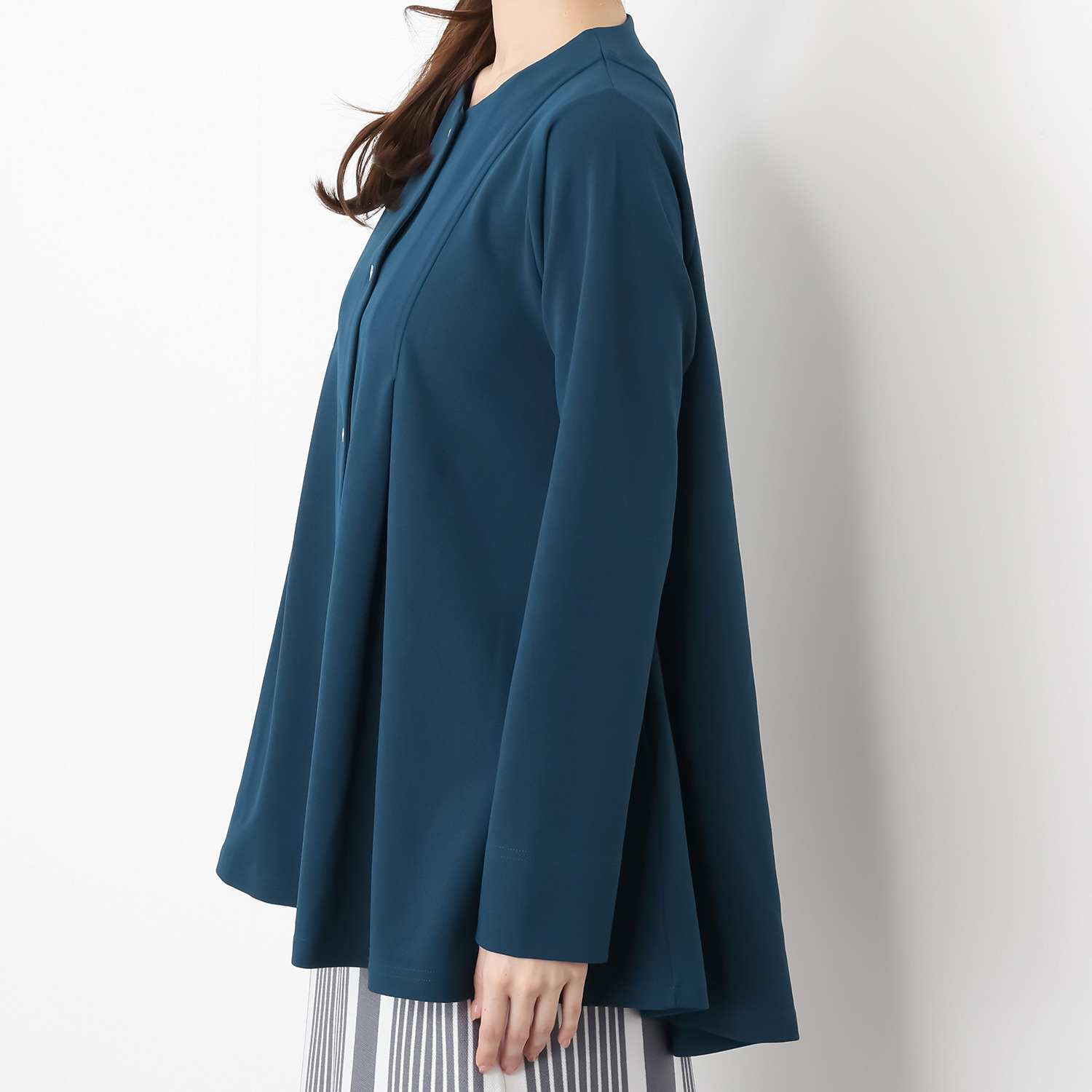 フーア ノーカラー タックフレアー 羽織りジャケット