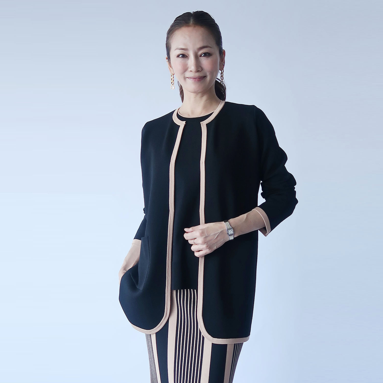 フーア サイドボタンカッティング アクセントカラー ニットプルオーバー