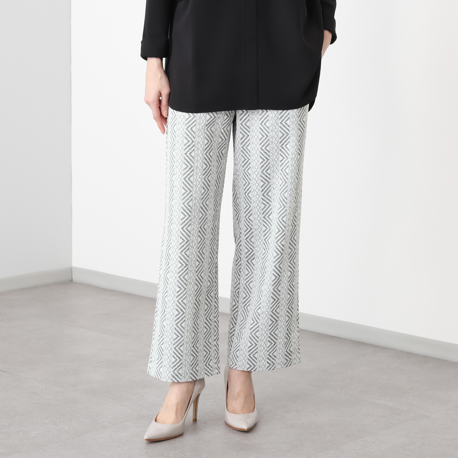 フーア ジオメトリックパターン ジャガードパンツ