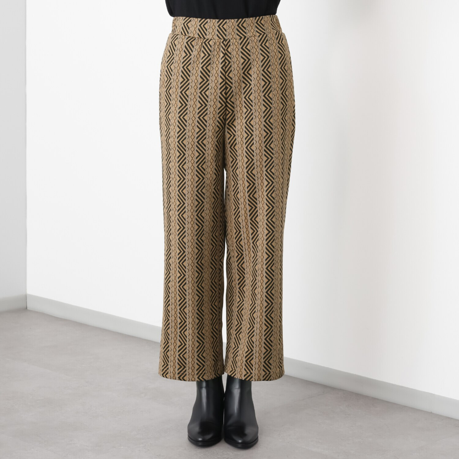 フーア ジオメトリックパターン ジャガードパンツ