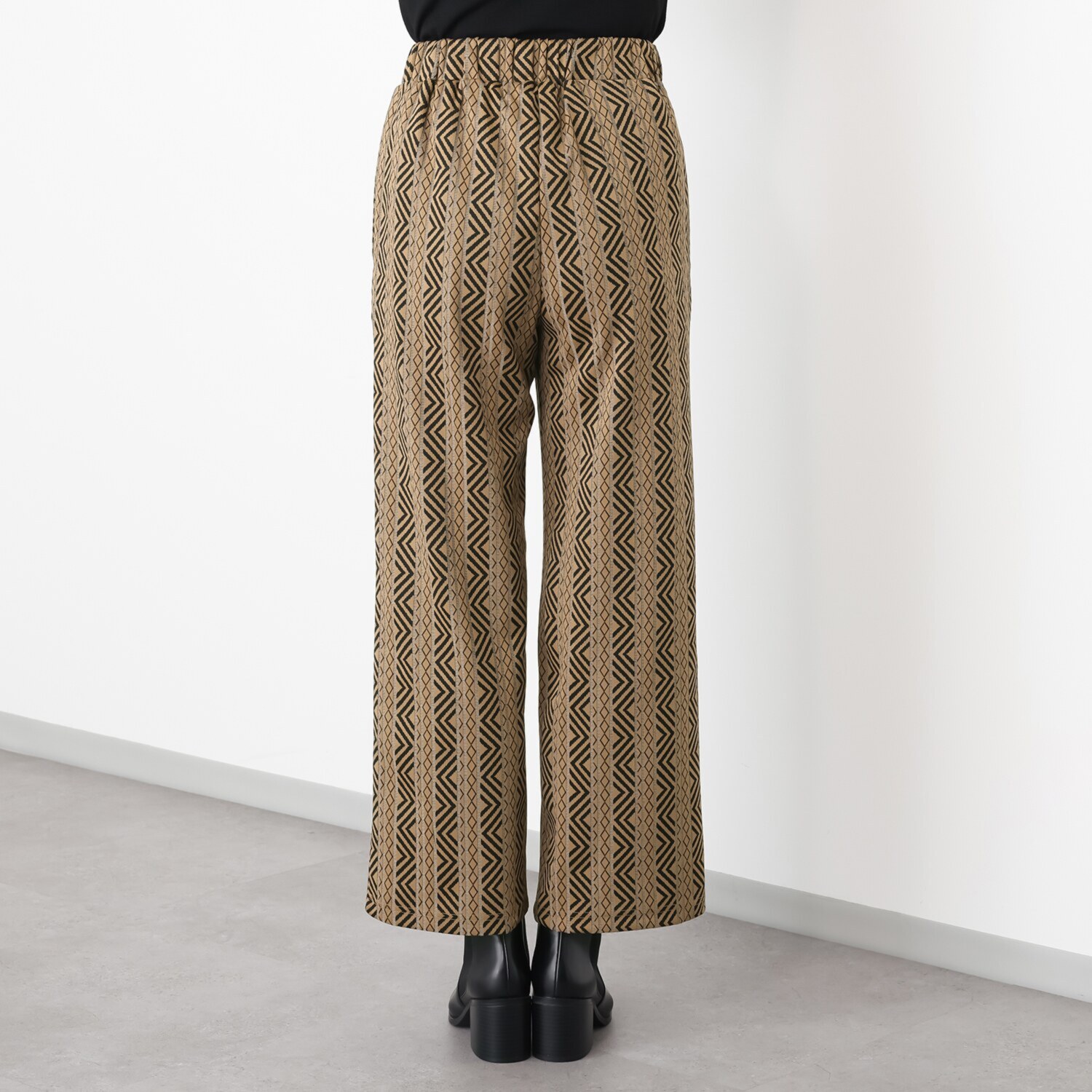 フーア ジオメトリックパターン ジャガードパンツ