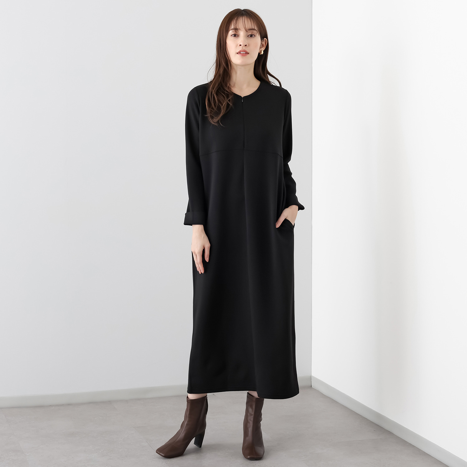 フーア きれい見えポンチ フロントファスナー ワンピース