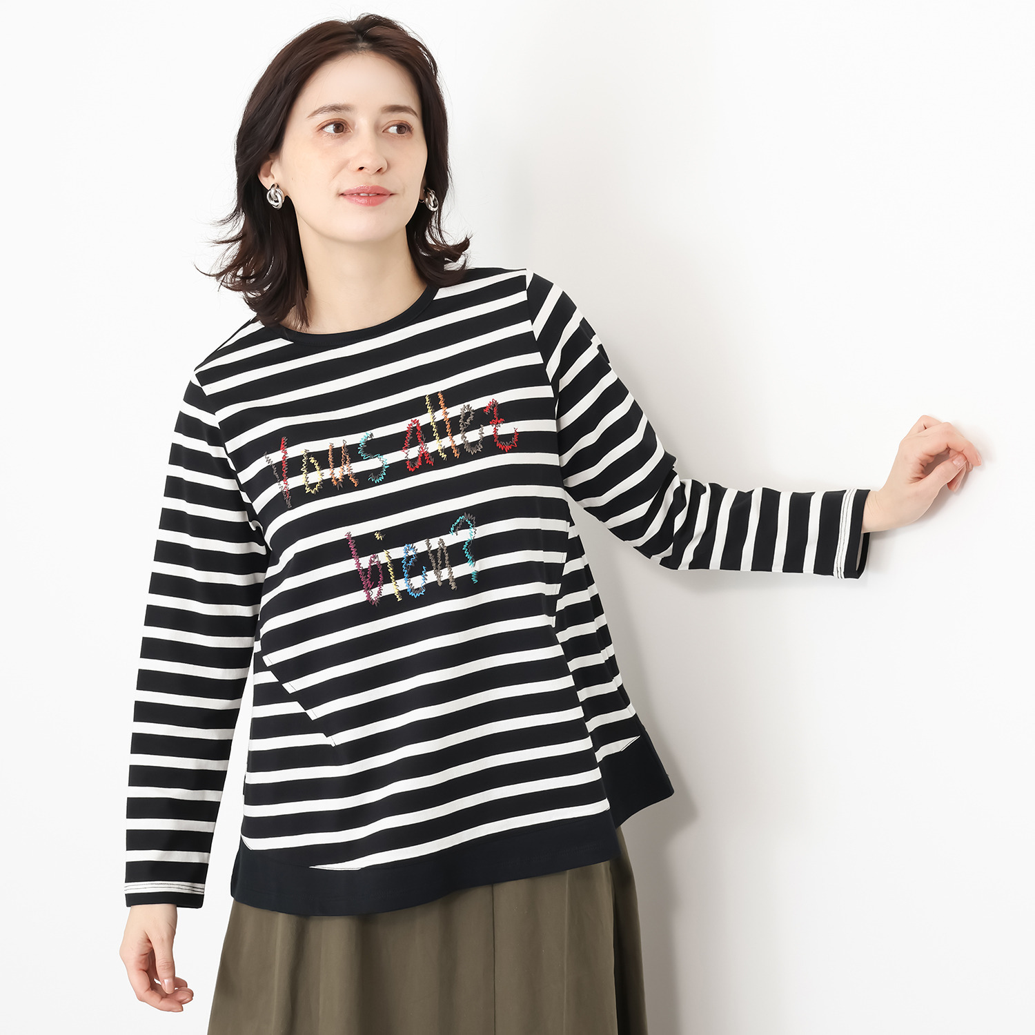 ゼラールスポーツ コットン１００％ 刺しゅうモティーフ ロングスリーブ プルオーバー