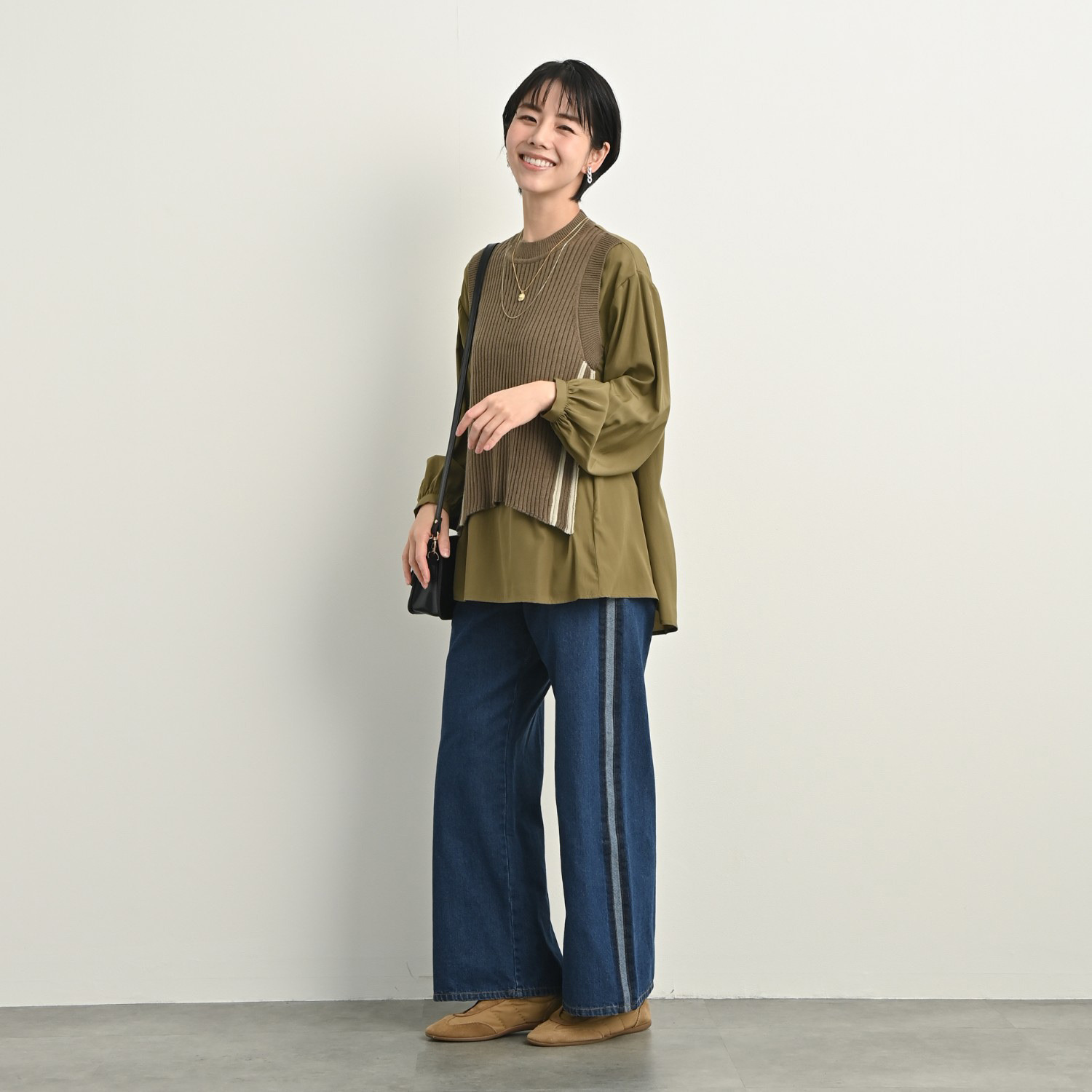 ゼラールスポーツ ブラストラインアクセント ストレートシルエット デニムパンツ