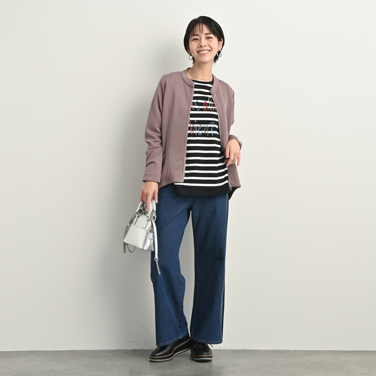 ゼラールスポーツ ブラストラインアクセント ストレートシルエット デニムパンツ