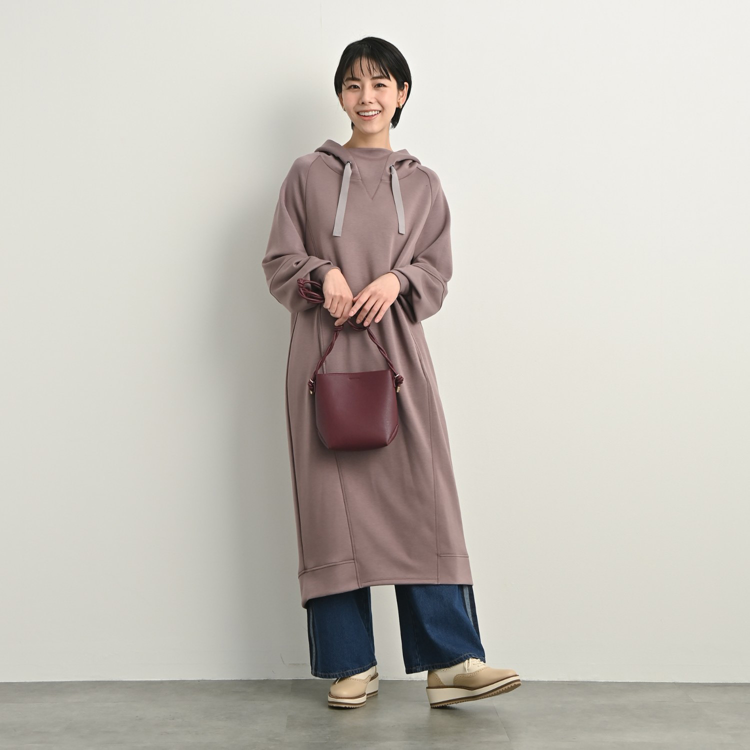 ゼラールスポーツ ブラストラインアクセント ストレートシルエット デニムパンツ