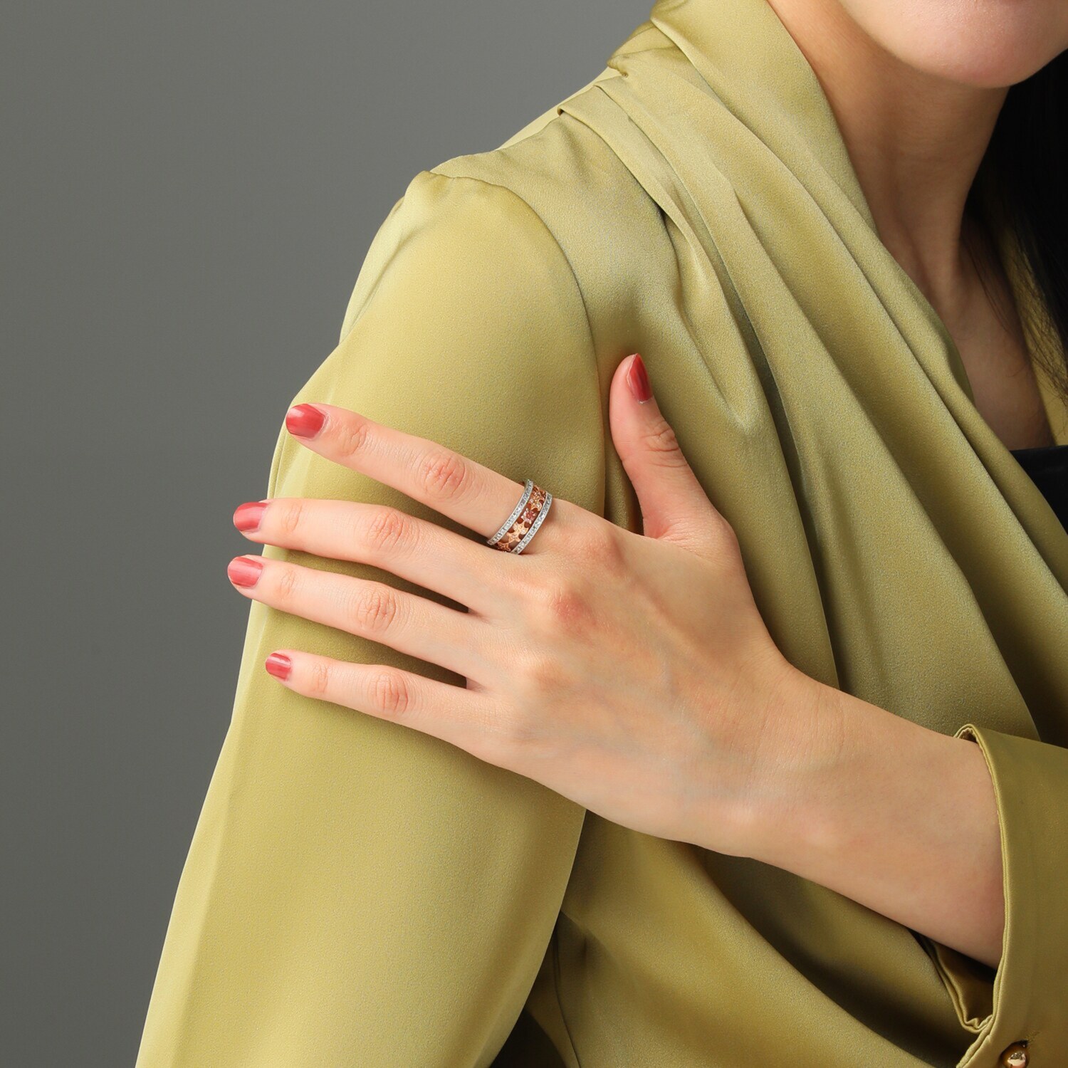 ラビオス プラチナ９００＆ １８Ｋローズゴールド アーガイル産 ファンシーディープ ピンクダイヤモンド ステートメントリング ＜鑑定書付＞