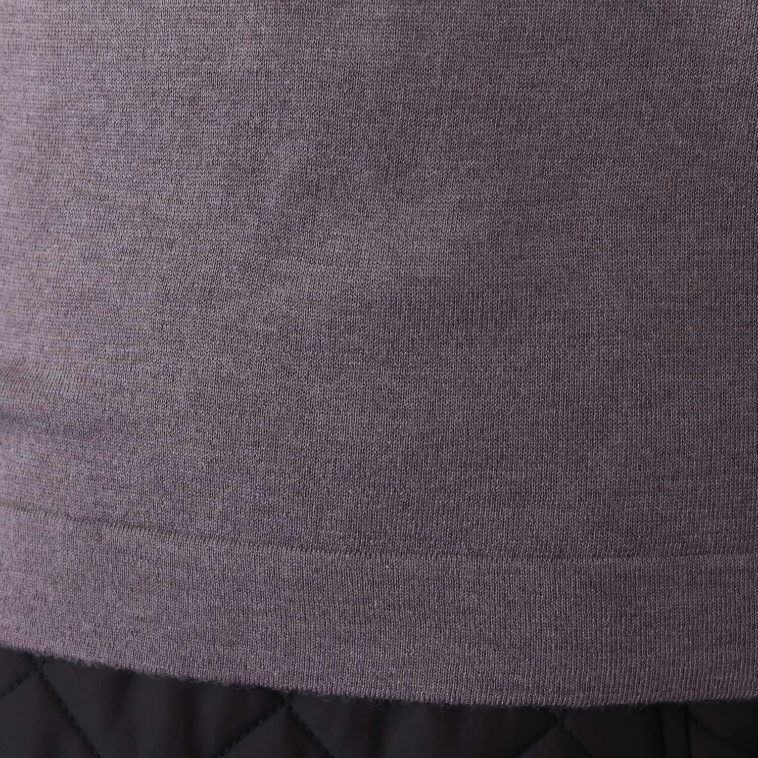 アキ　オザワ 素肌のようにライトに纏う 大人のための 品格ベーシックニット “ＳＯＫＯ”