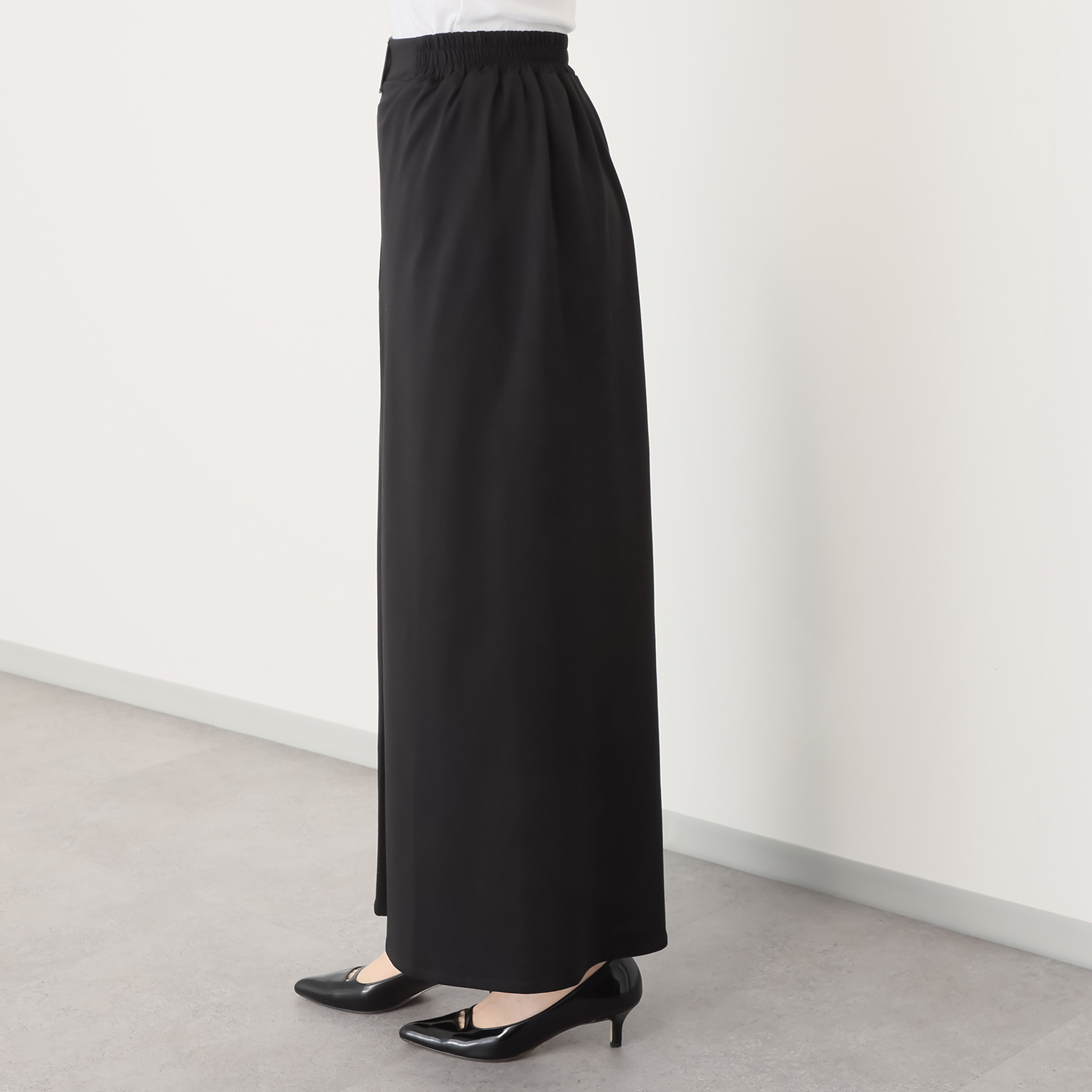 Ｚ．Ｇ．ＥＳＴ（ゲスト） コットン混ジャージー トランスフォーム Ａｌｌａ（アラ）パンツ